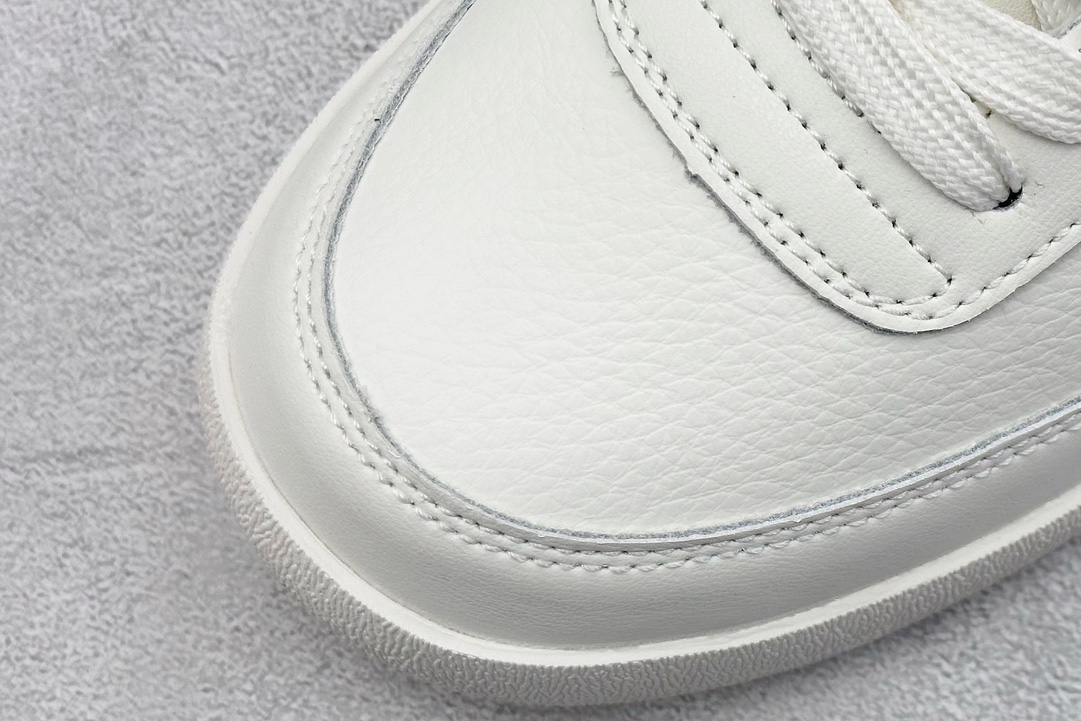 Nike Board Shoes White Lightweight L-s