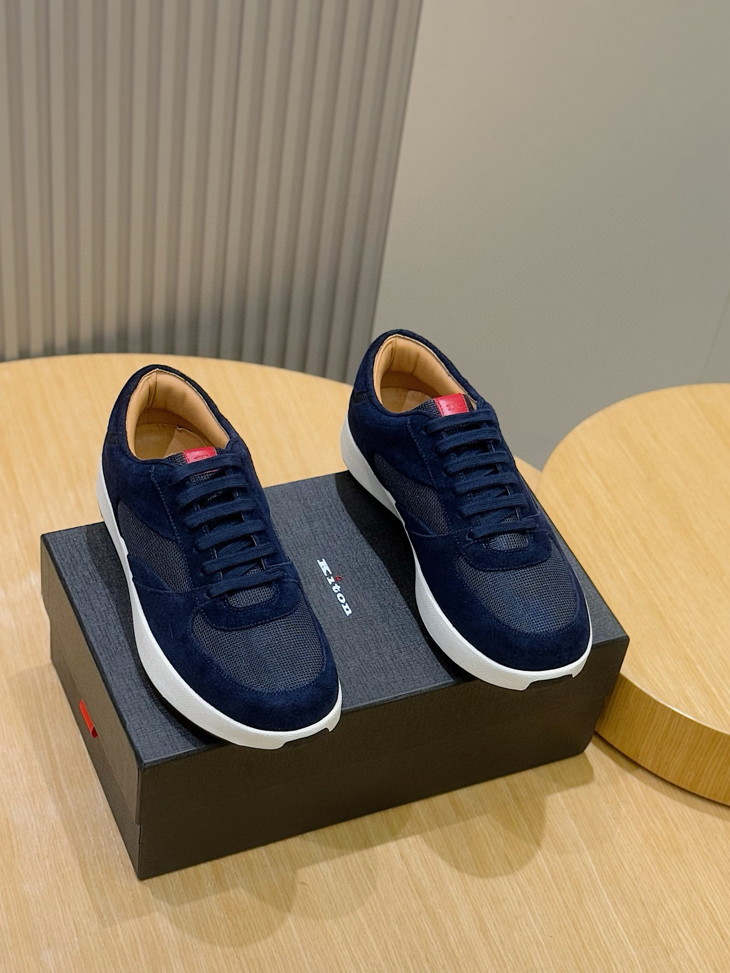 Male Sneakers Red Breathable S