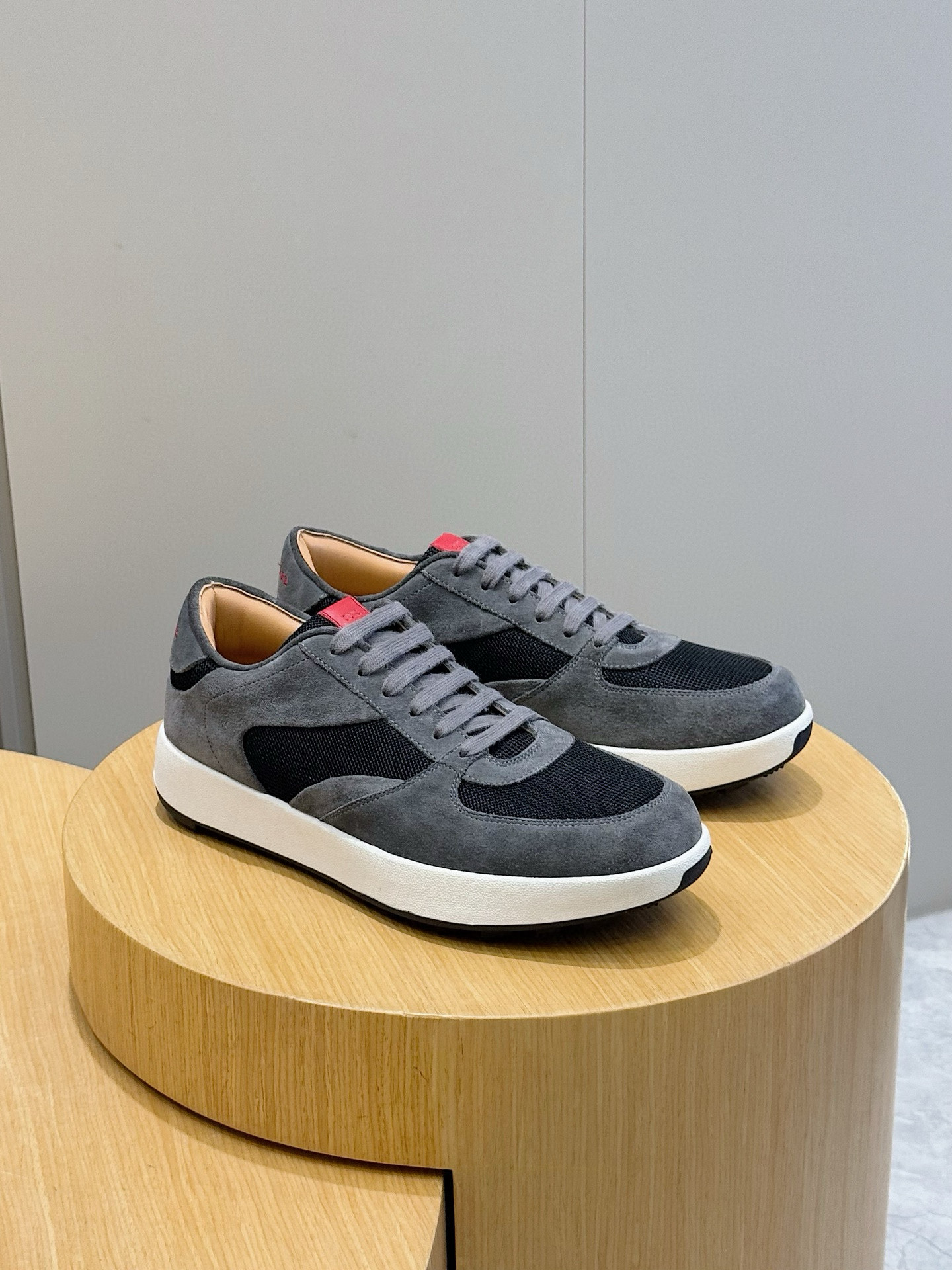 Male Sneakers Red Breathable S