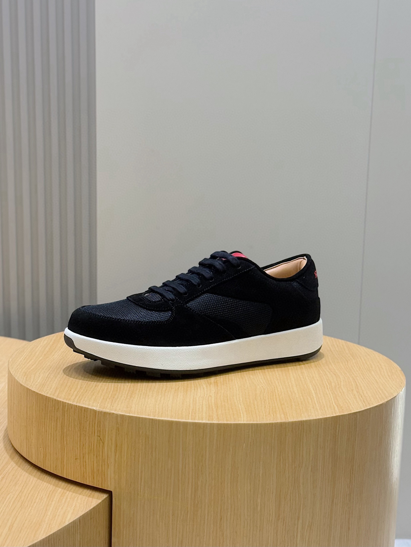 Male Sneakers Red Breathable S