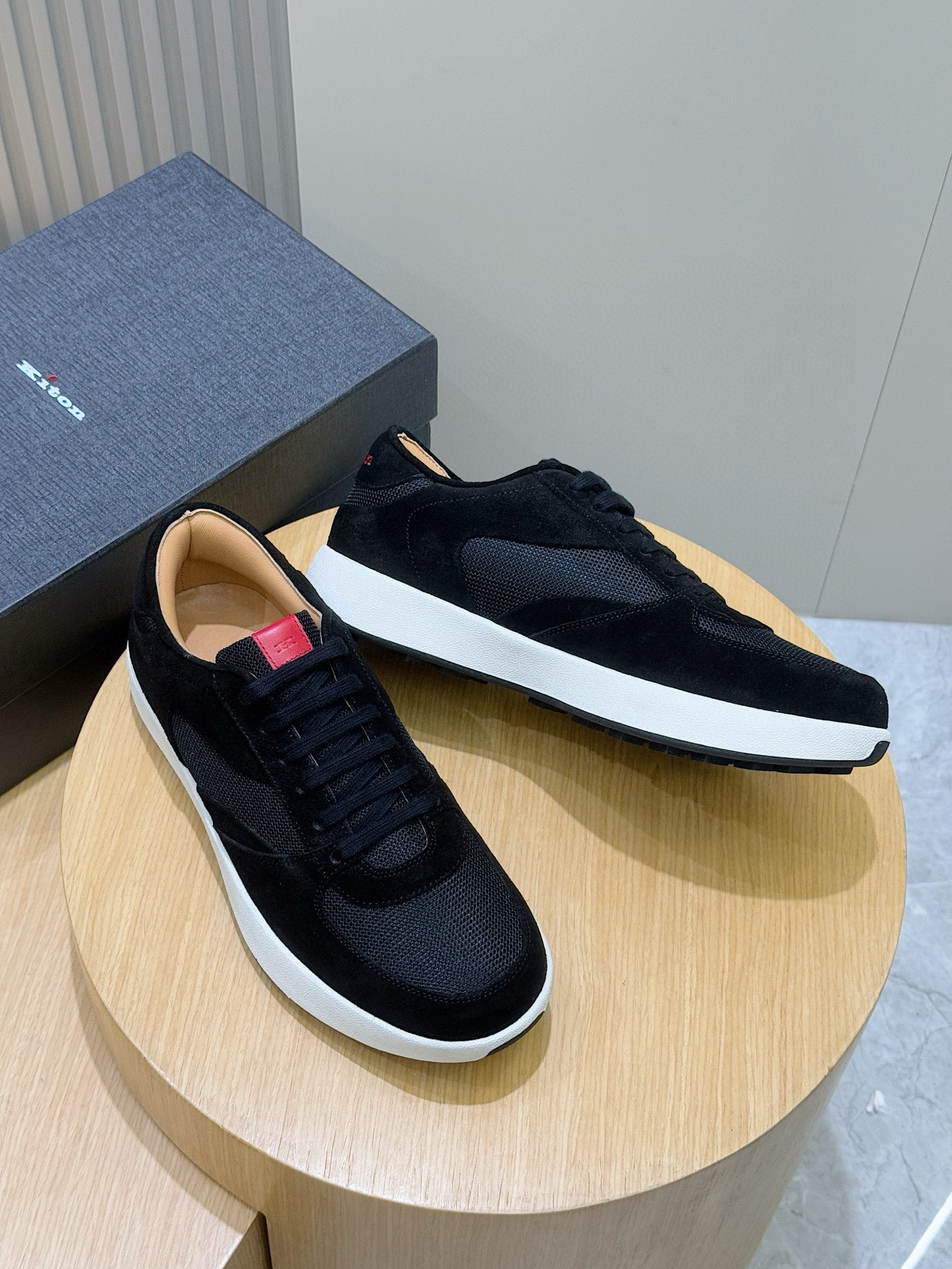 Male Sneakers Red Breathable S