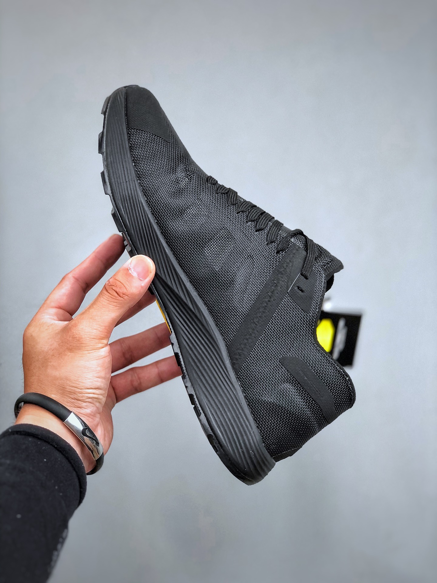 Basic Shoes Breathable L-s