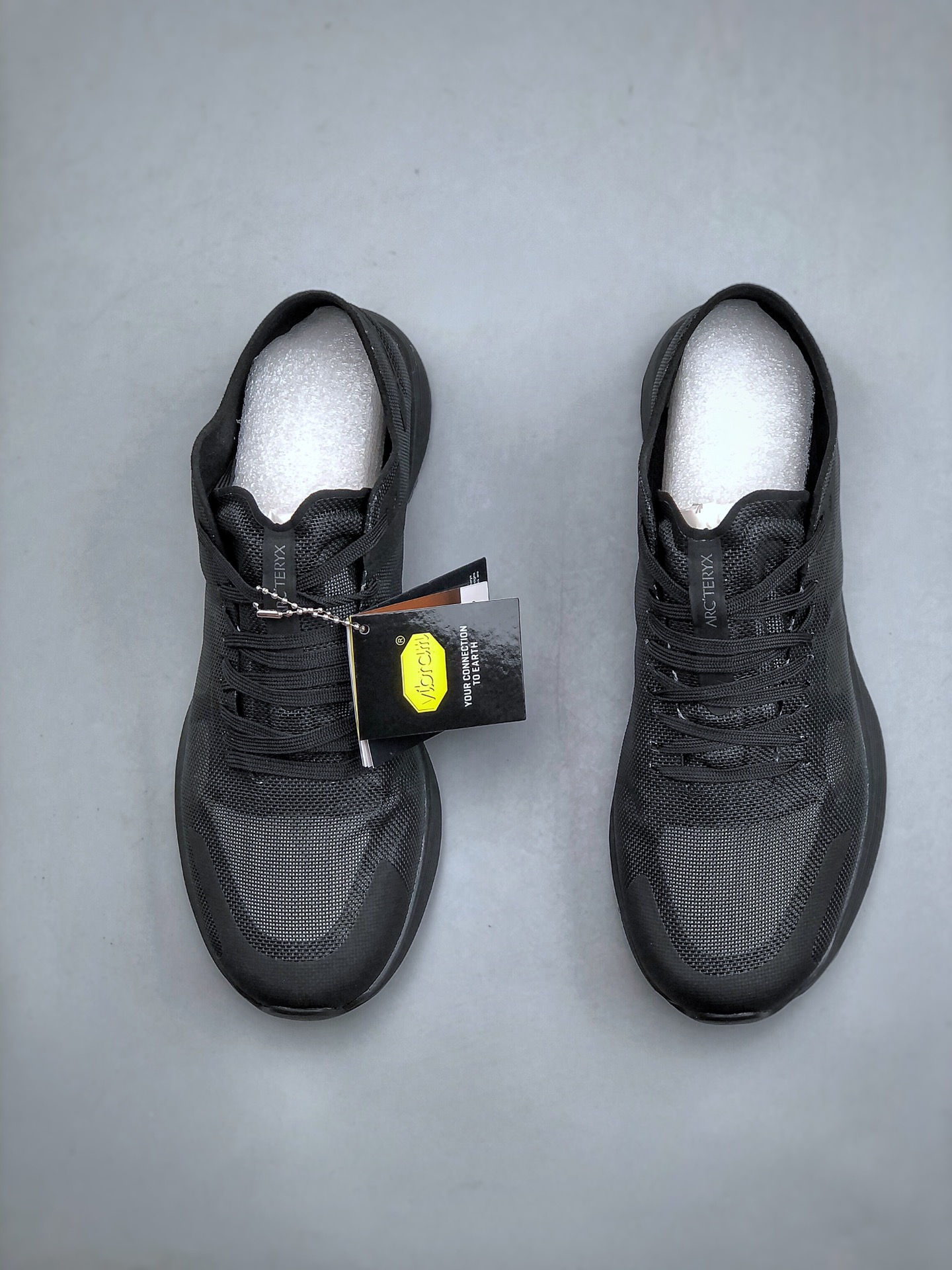 Basic Shoes Breathable L-s