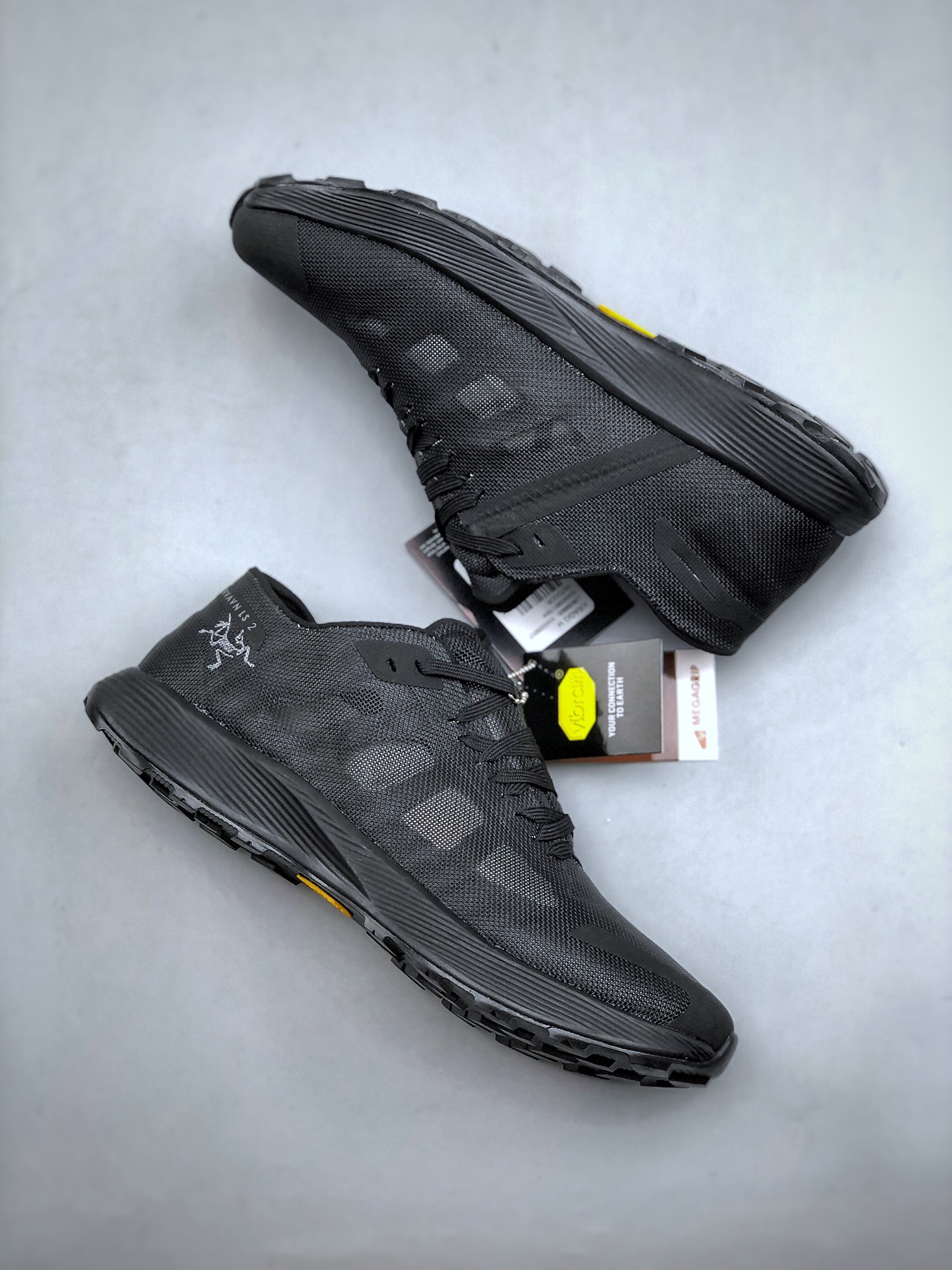 Basic Shoes Breathable L-s