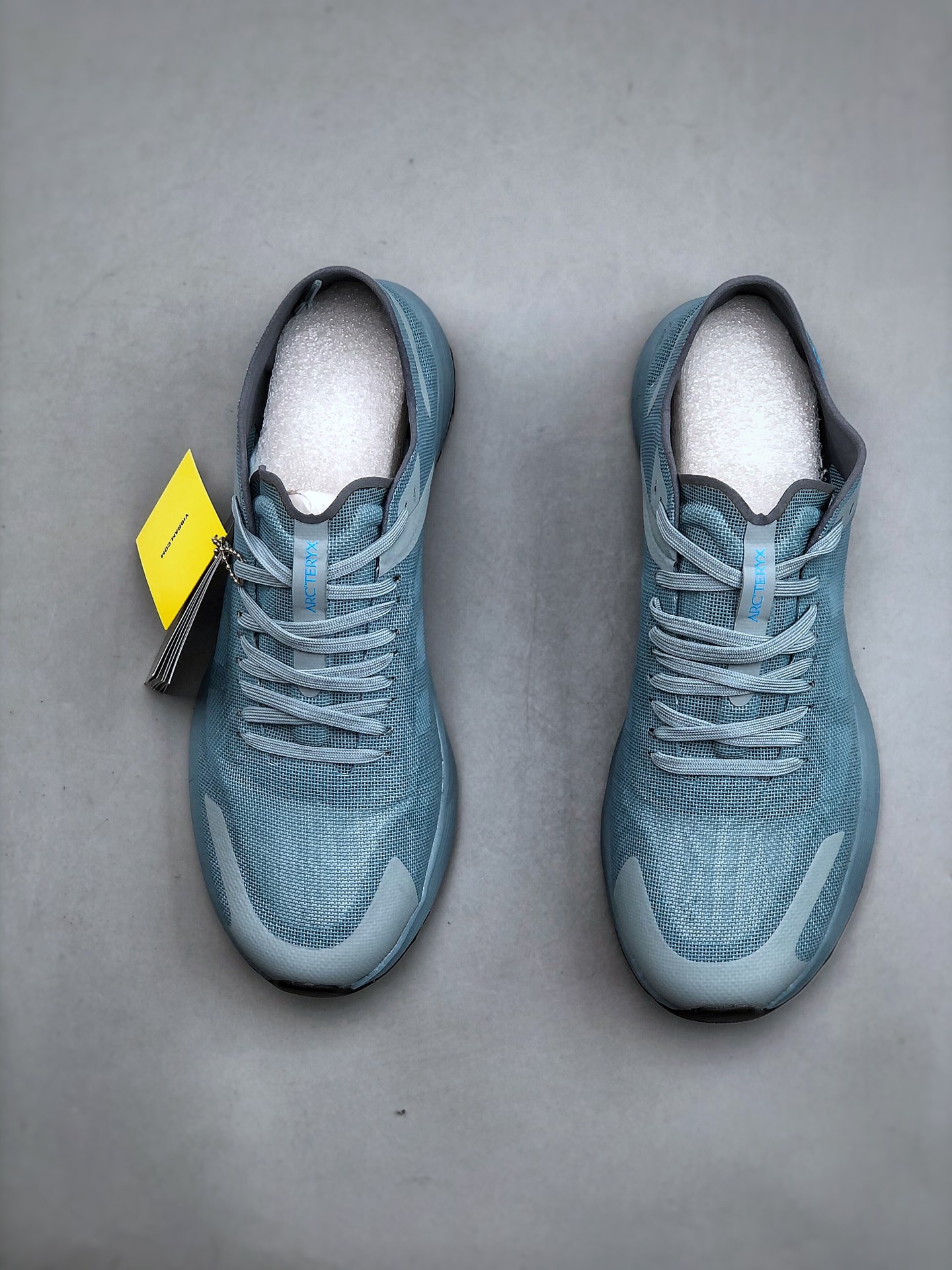 Basic Shoes Breathable L-s