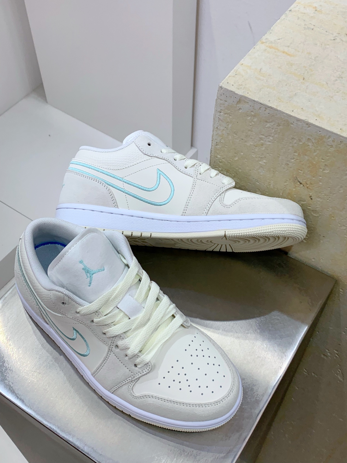 Jordan Nike Basic Shoes L-s