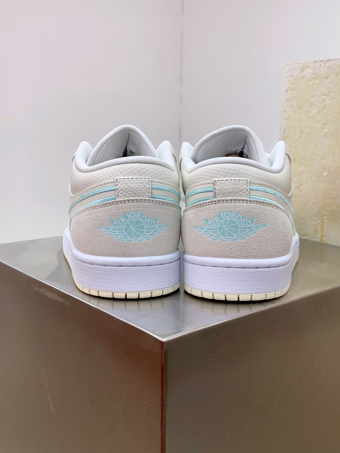 Jordan Nike Basic Shoes L-s