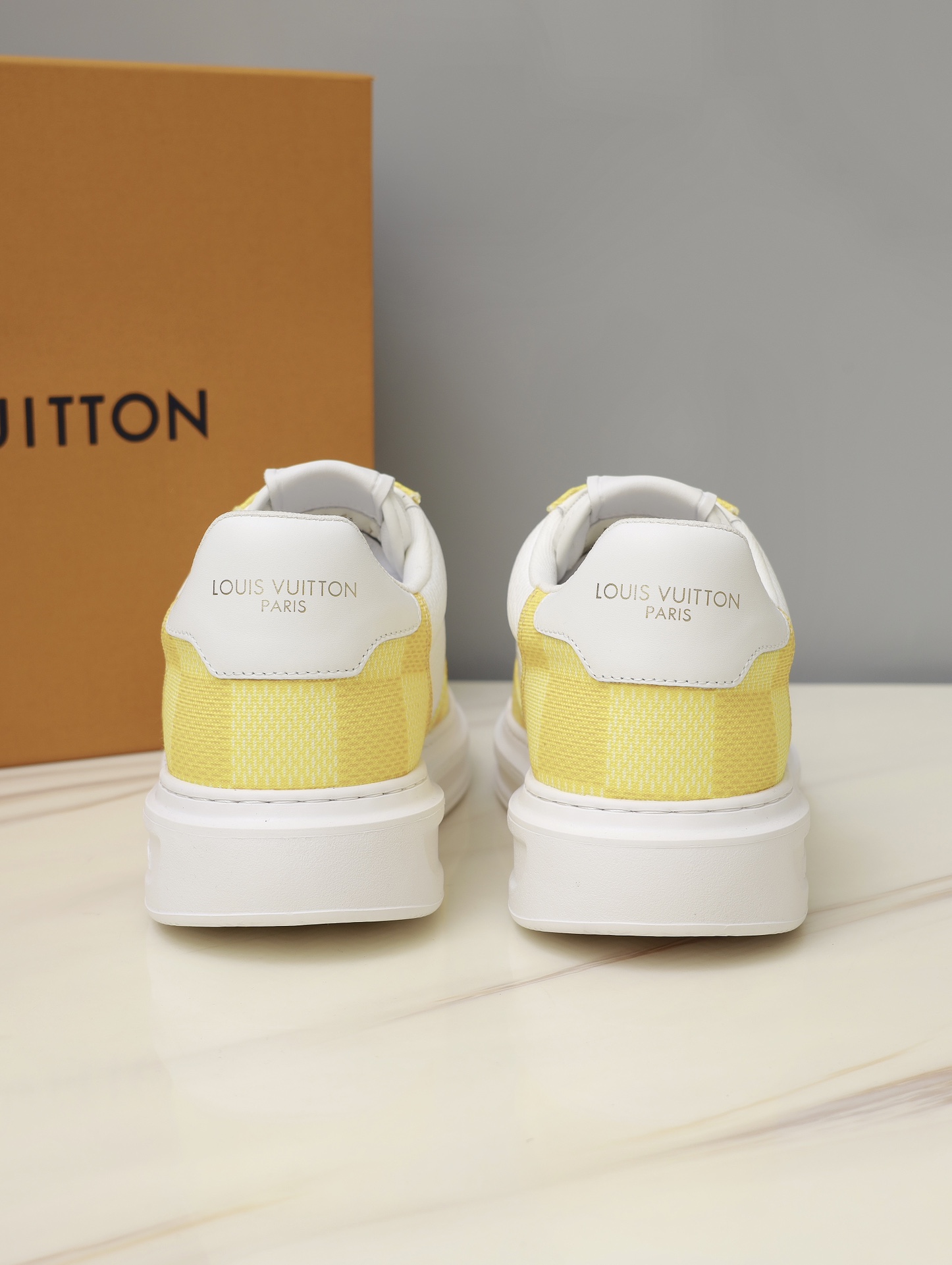 Louis Vuitton Male Sneakers M-l-s