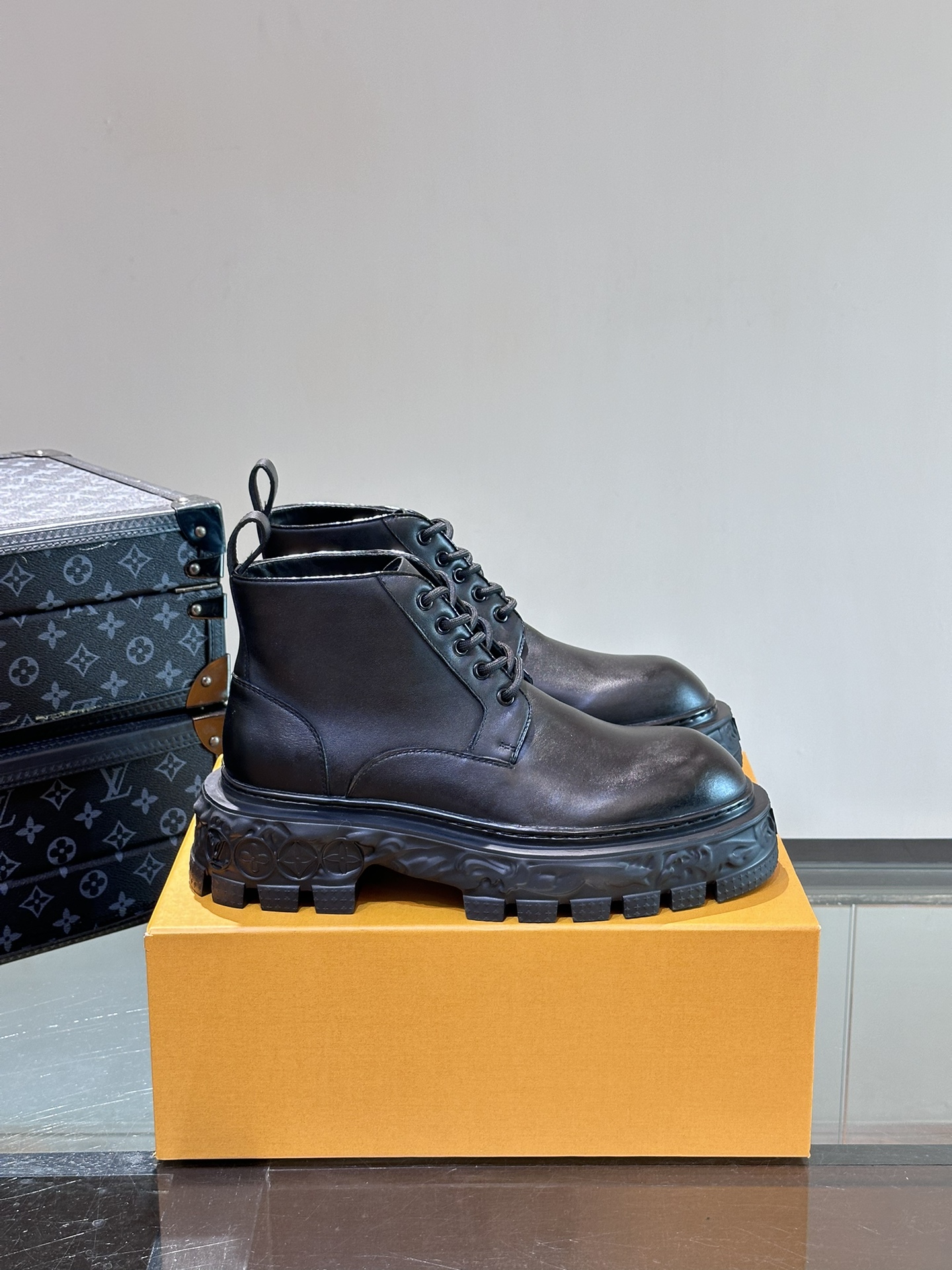 Male Basic Shoes L-s