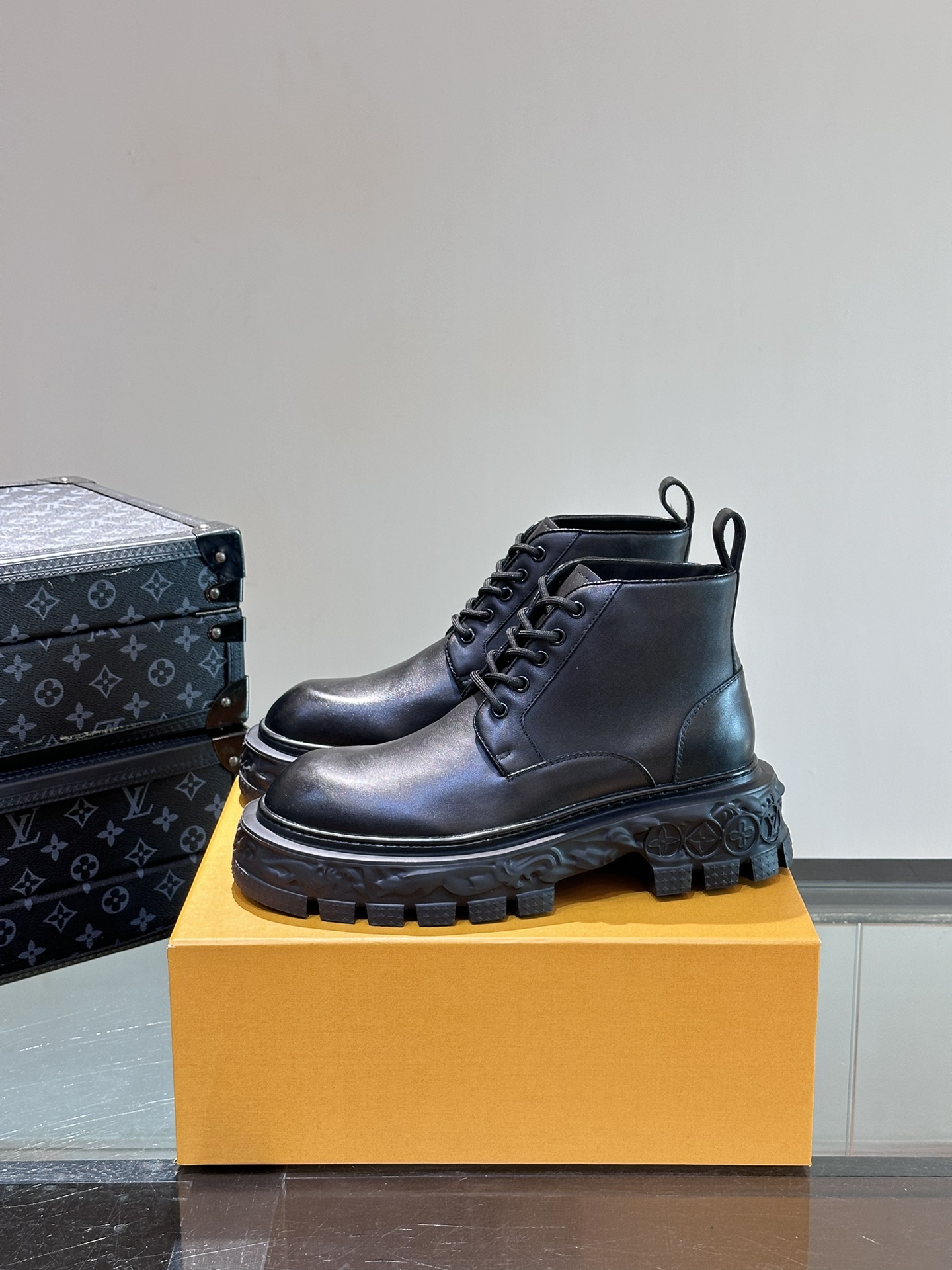 Male Basic Shoes L-s