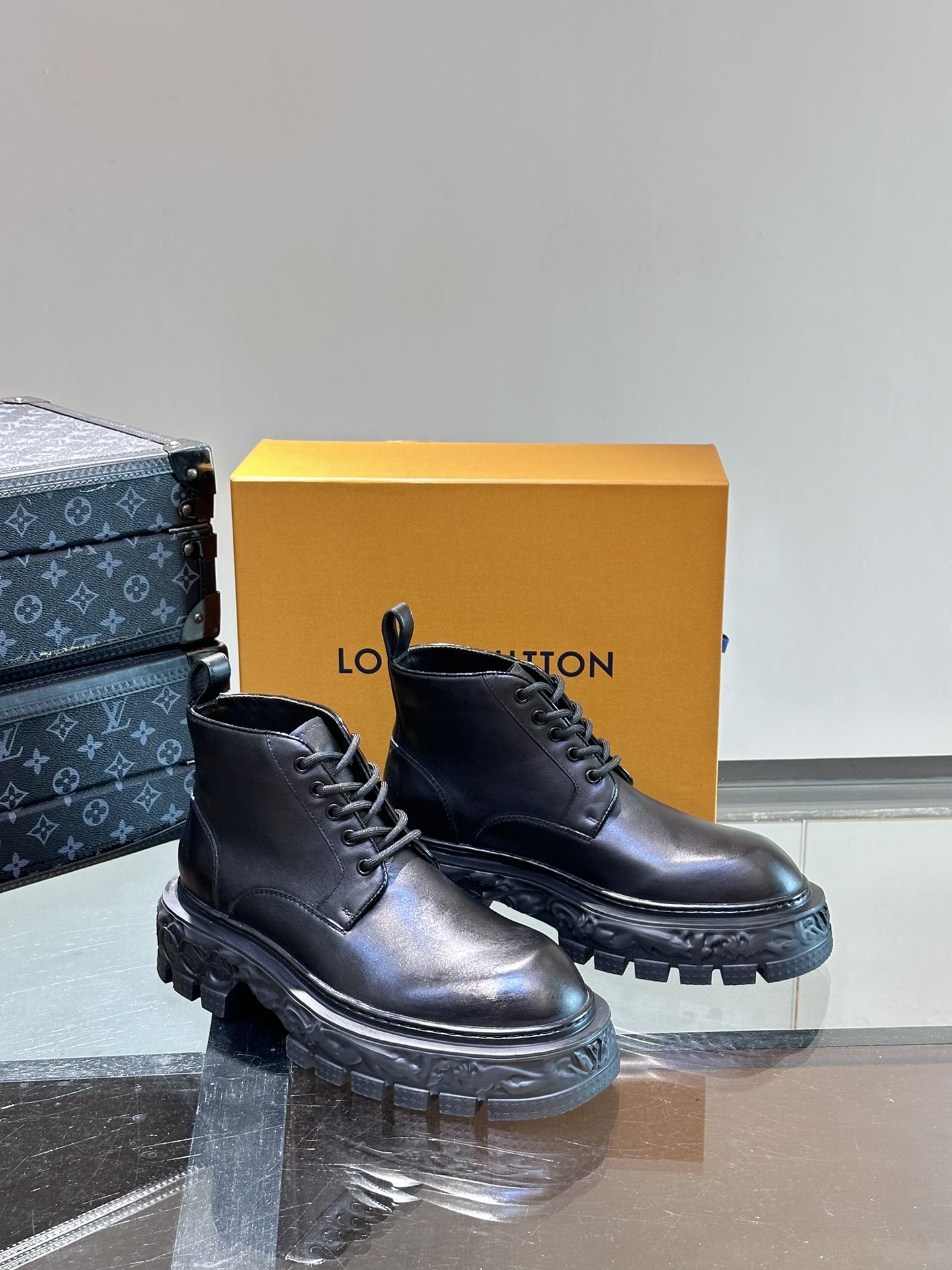 Male Basic Shoes L-s