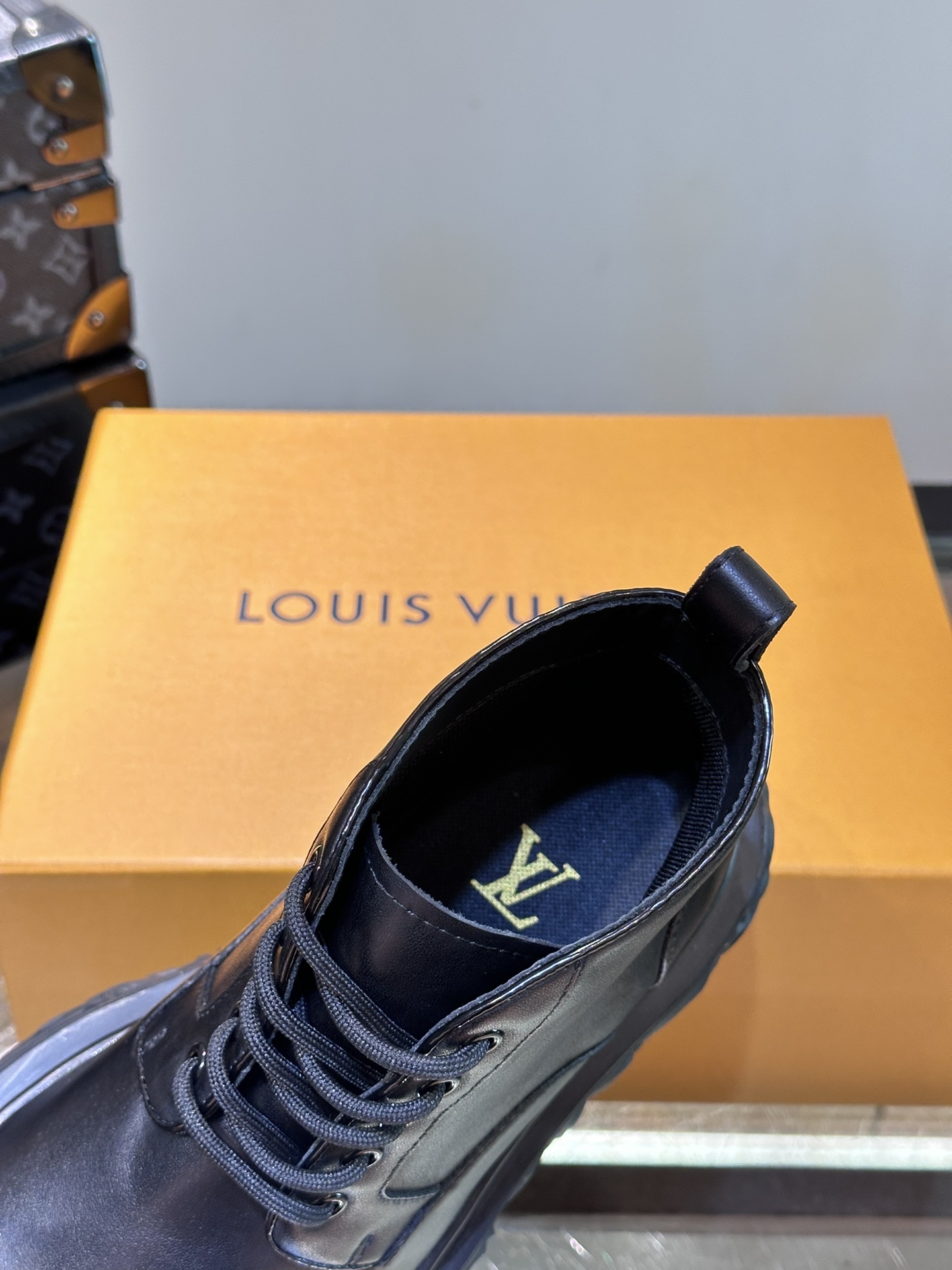 Male Basic Shoes L-s