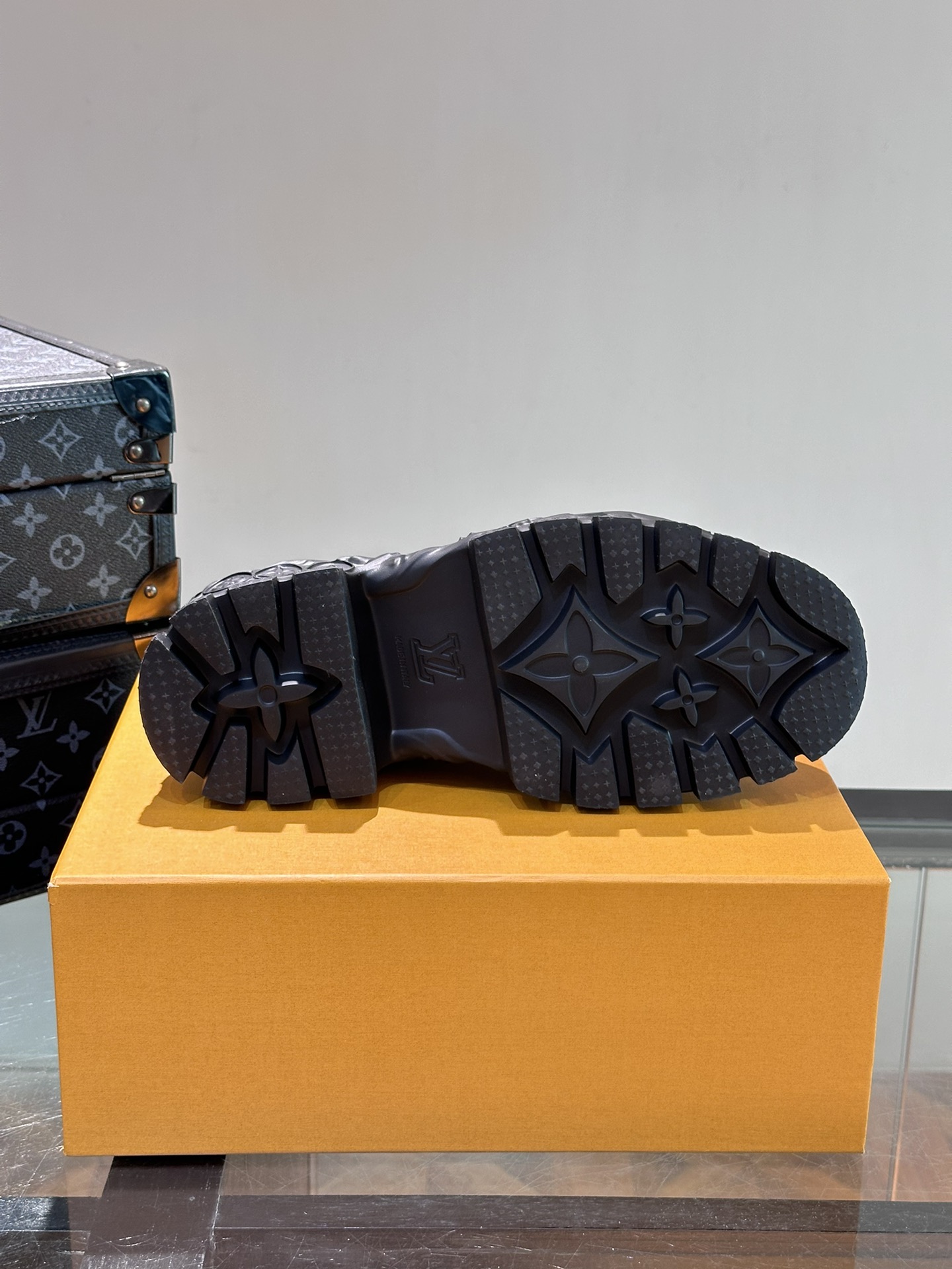 Male Basic Shoes L-s