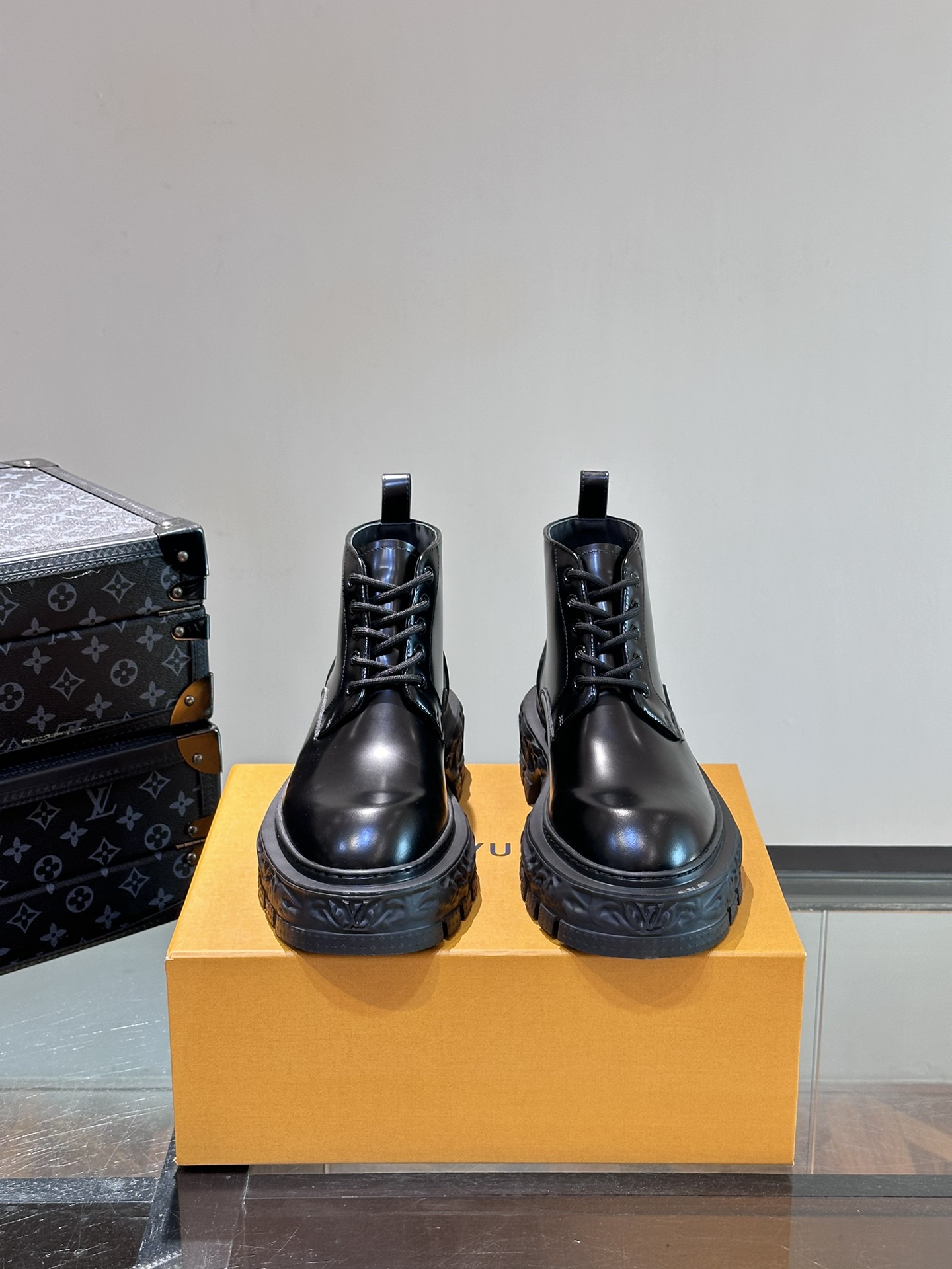 Male Basic Shoes L-s