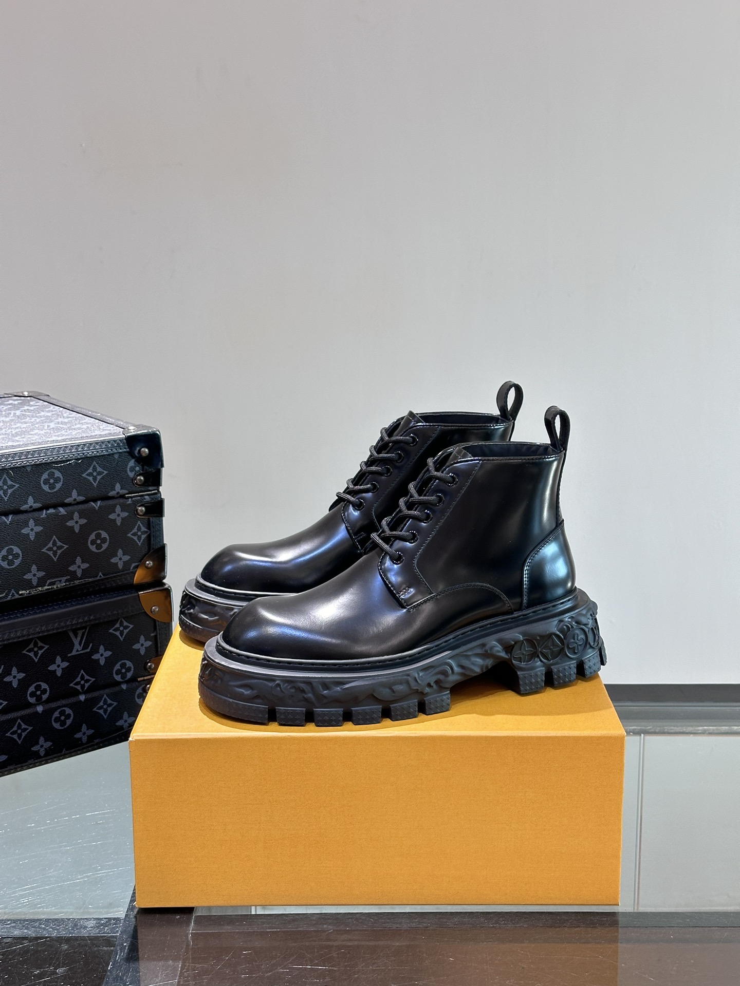 Male Basic Shoes L-s