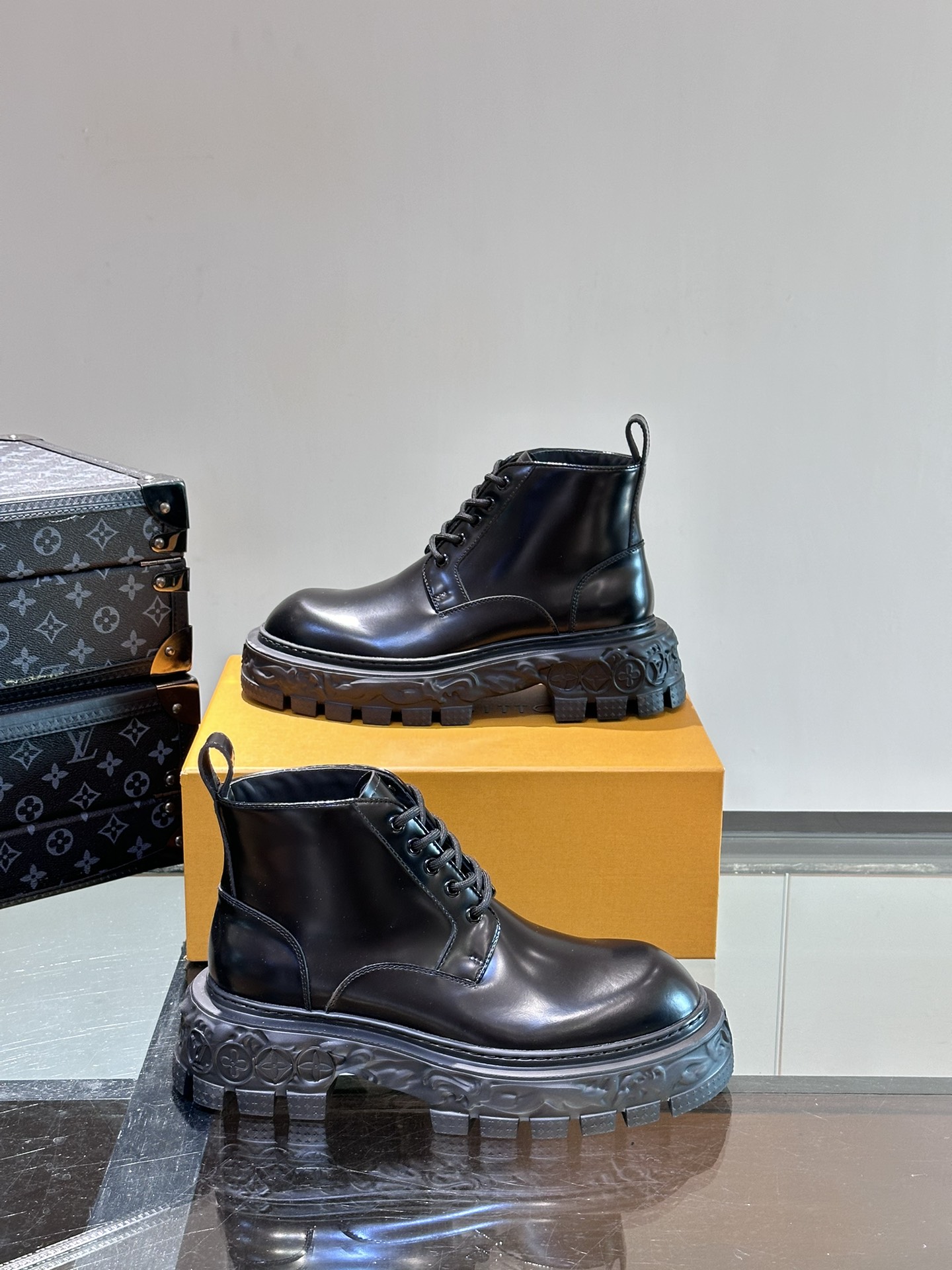 Male Basic Shoes L-s