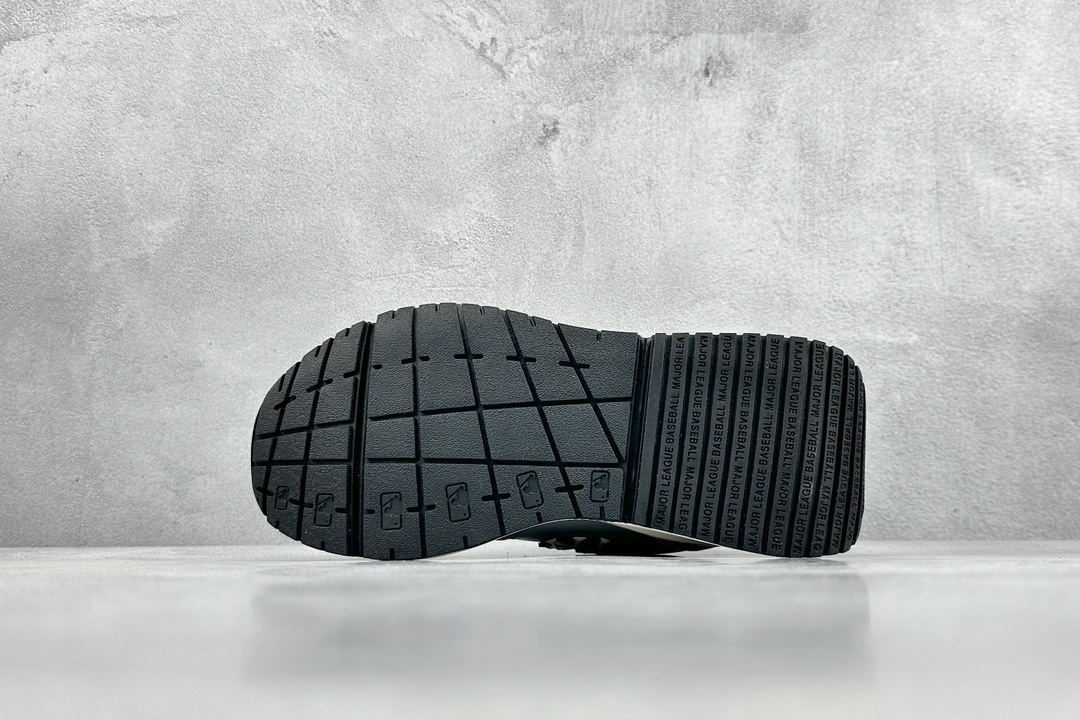 Nike Basic Shoes L-s