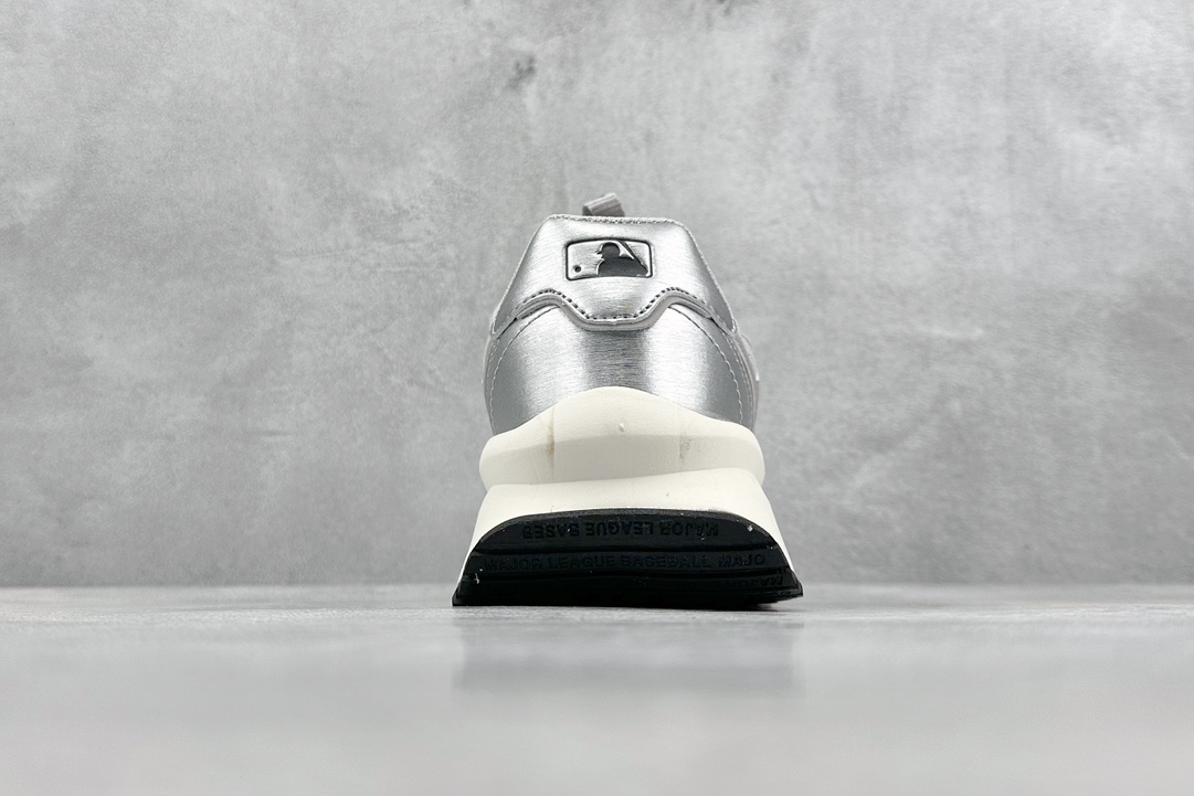 Nike Basic Shoes L-s