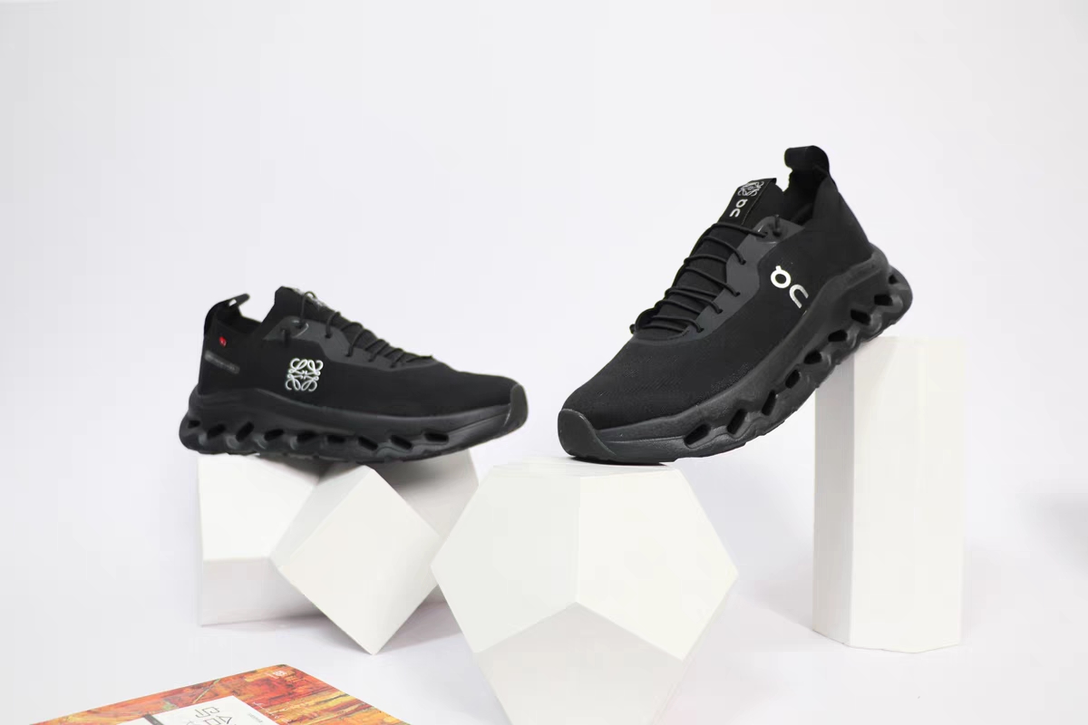 Male Running Shoes White Shock Absorbing L