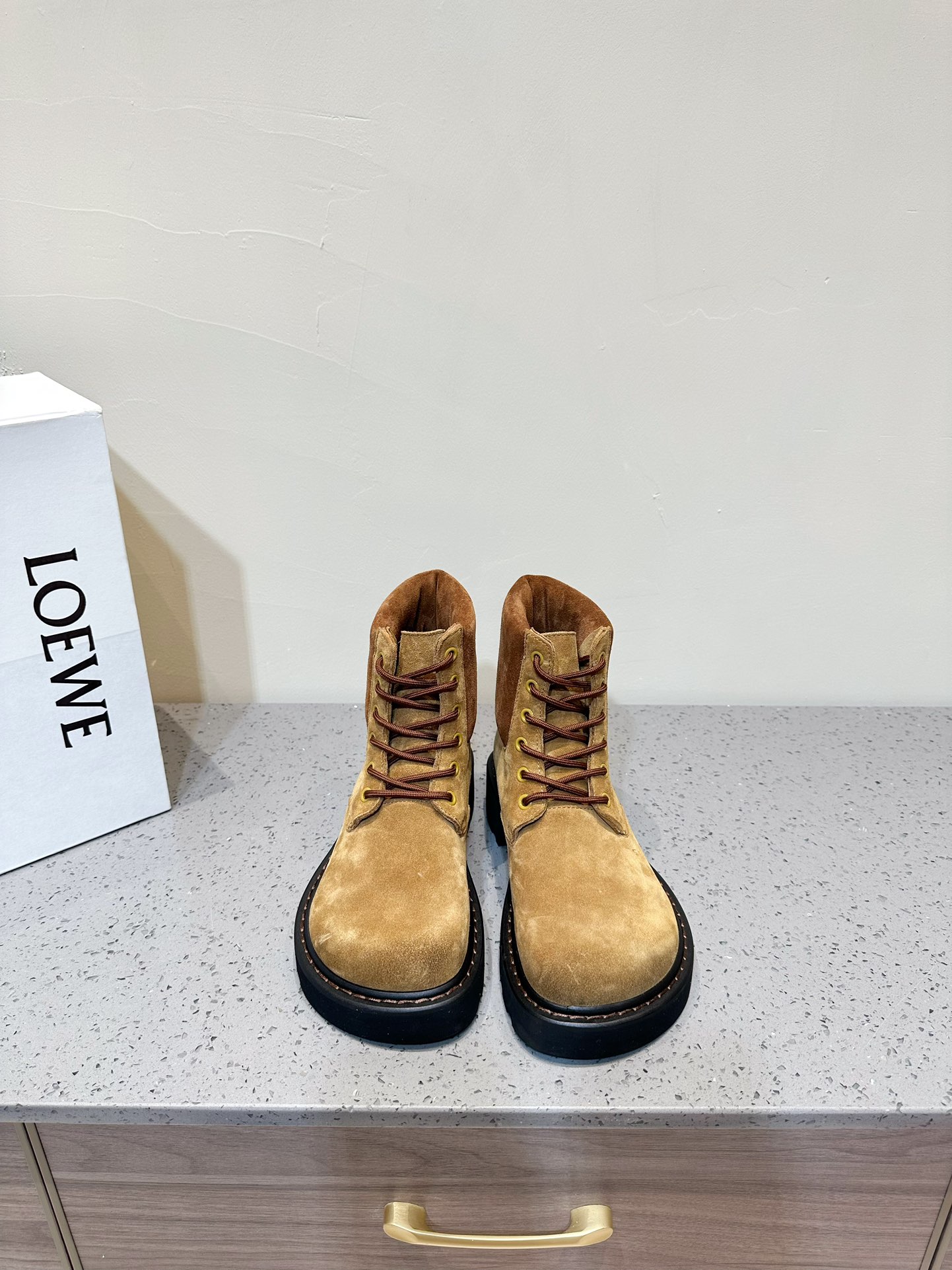 Dr. Martens Loewe Male Boots L-s