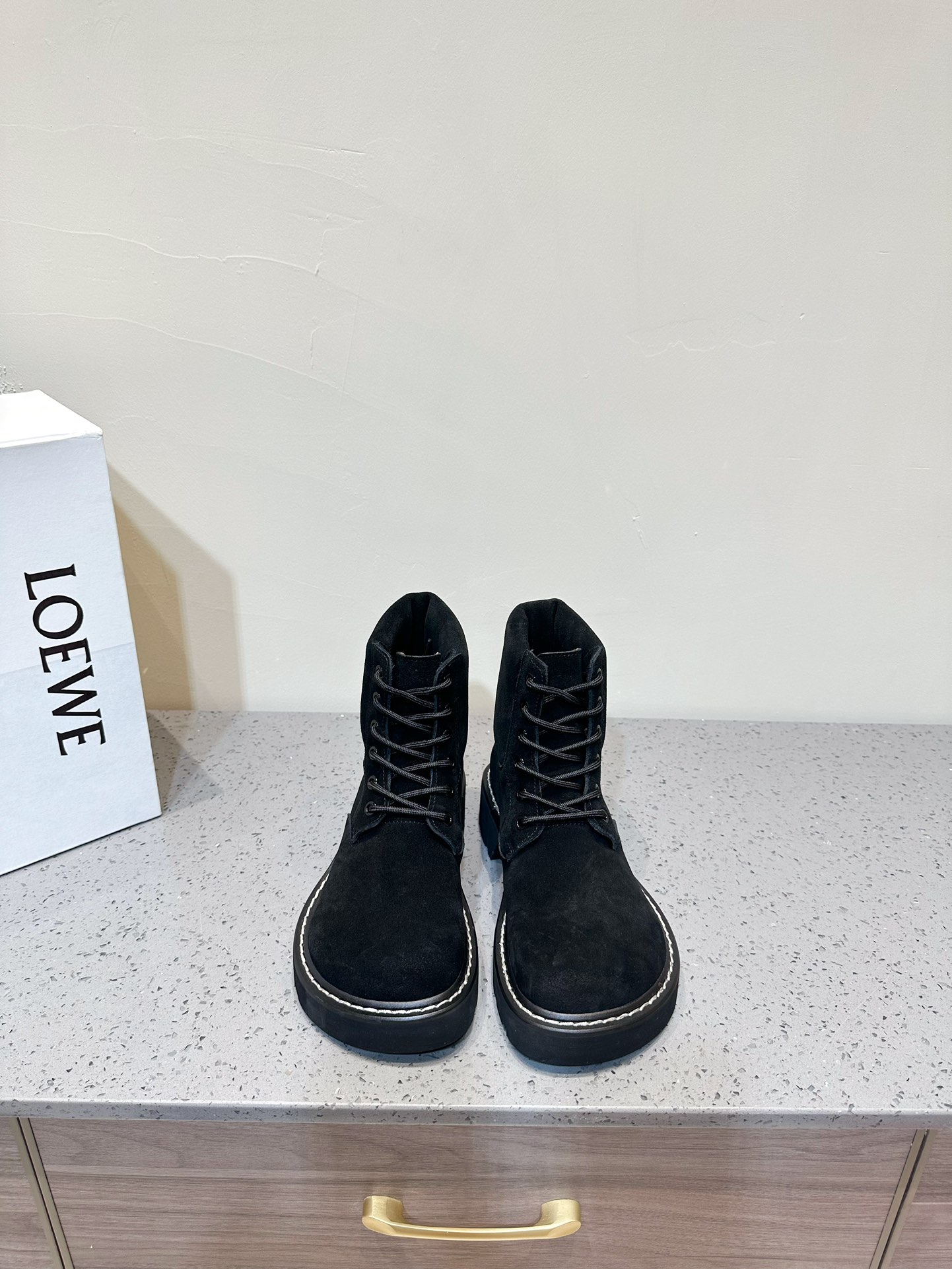 Dr. Martens Loewe Male Boots L-s