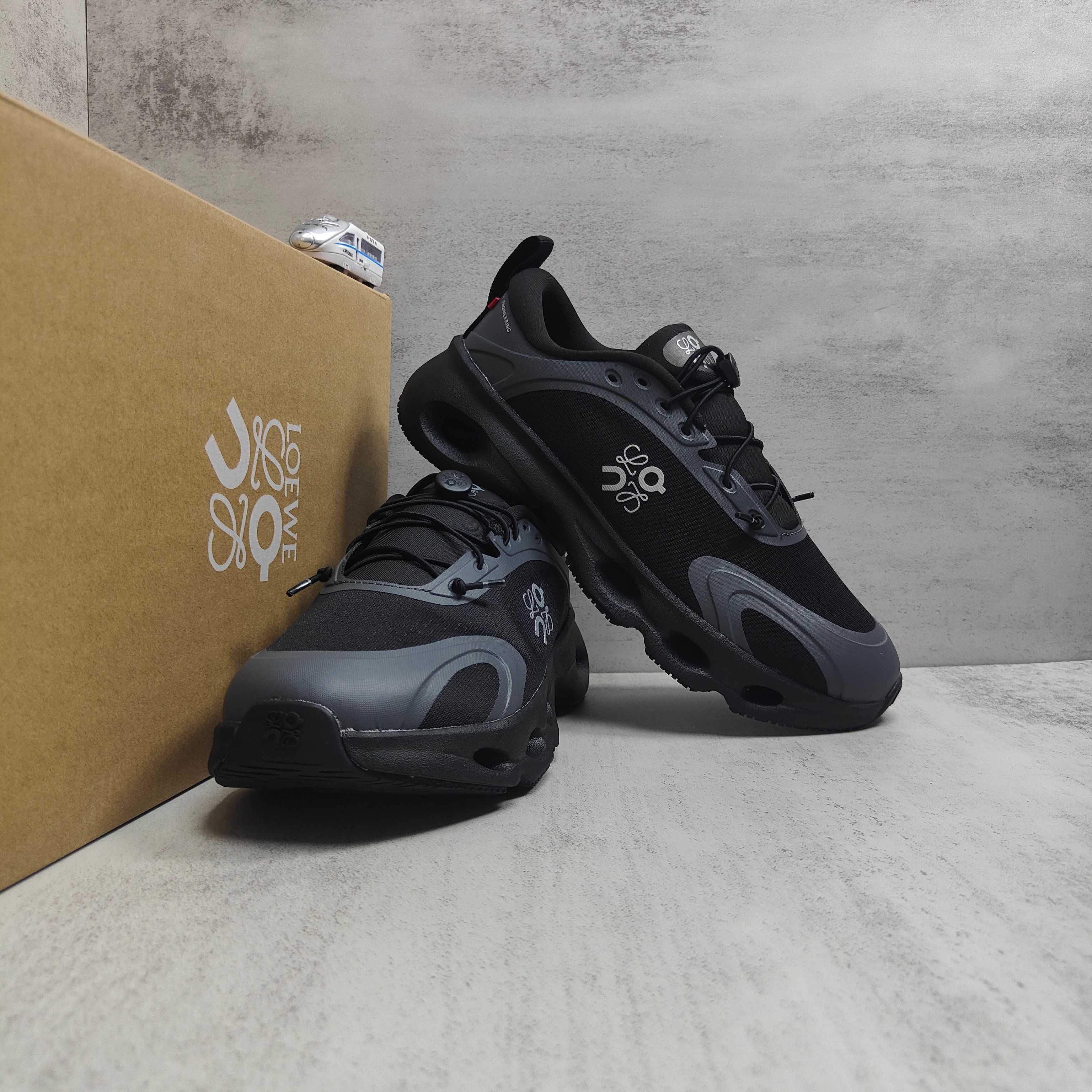 Loewe Male Basic Shoes L-s