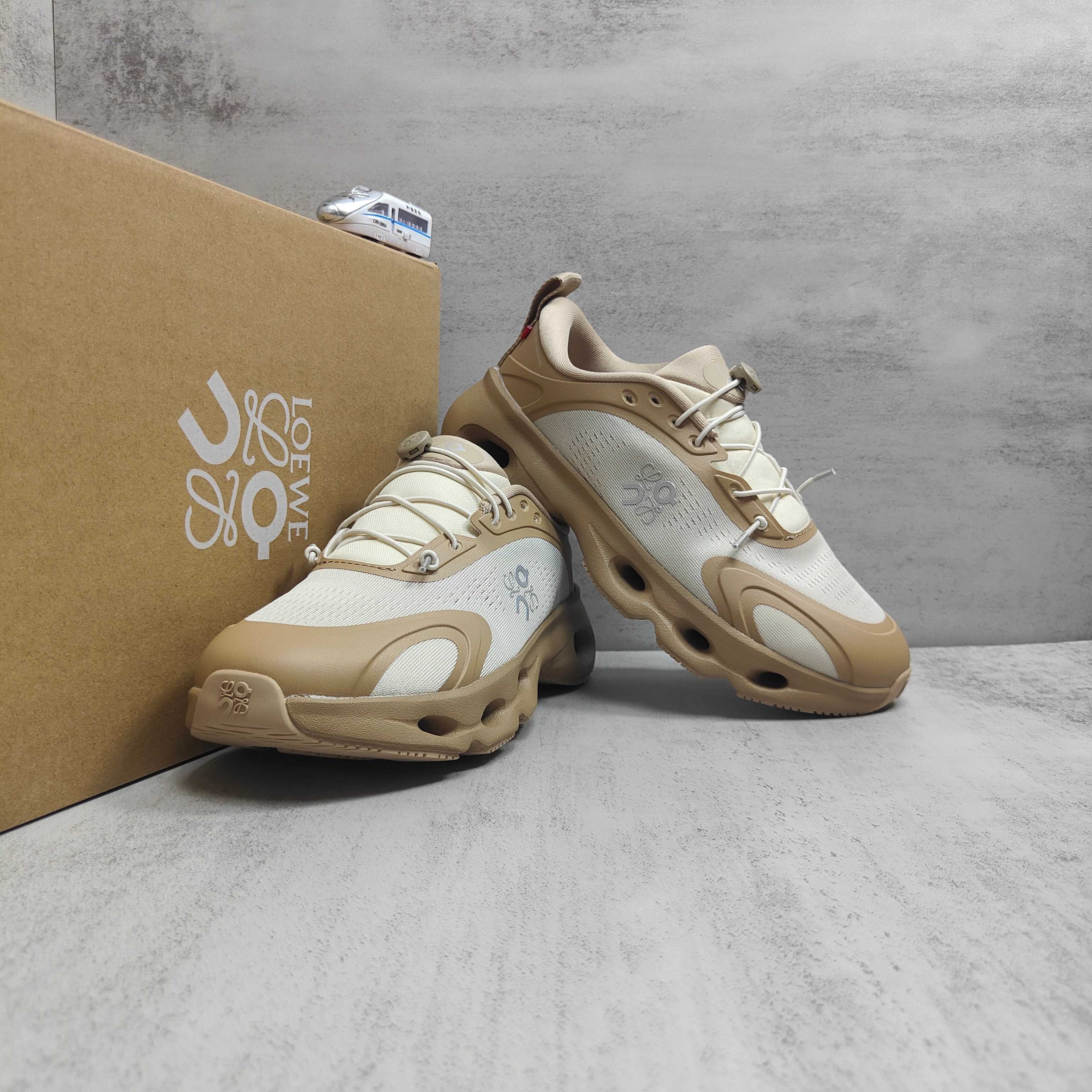 Loewe Male Basic Shoes L-s