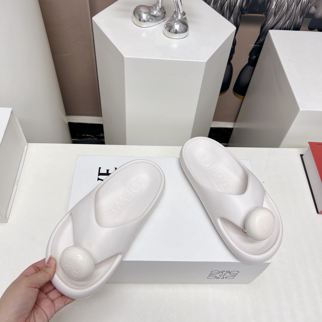 Loewe Female Sandals L-s