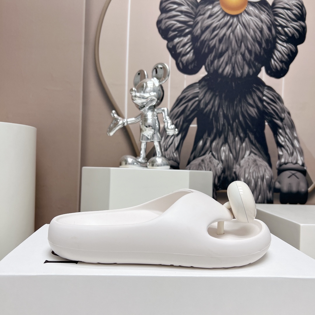 Loewe Female Sandals L-s