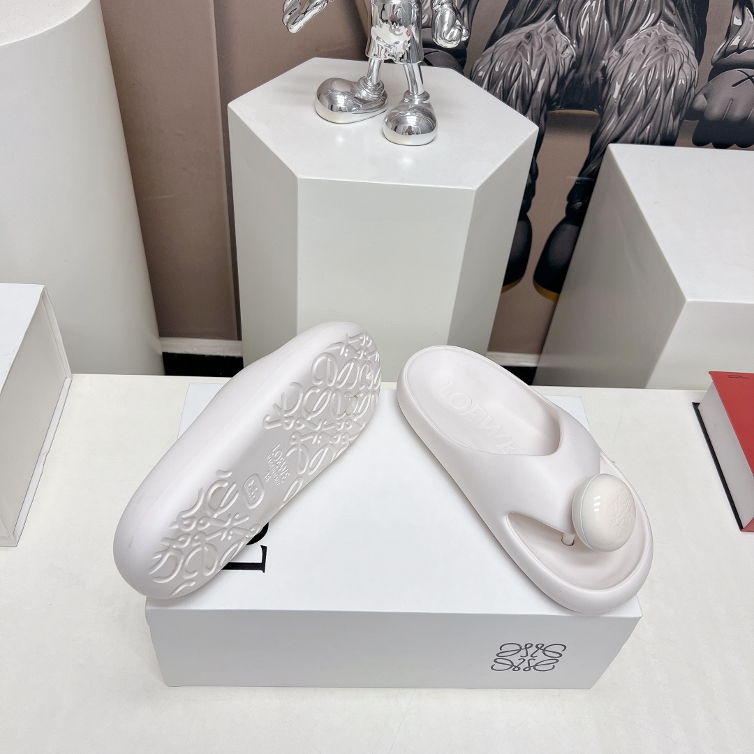 Loewe Female Sandals L-s