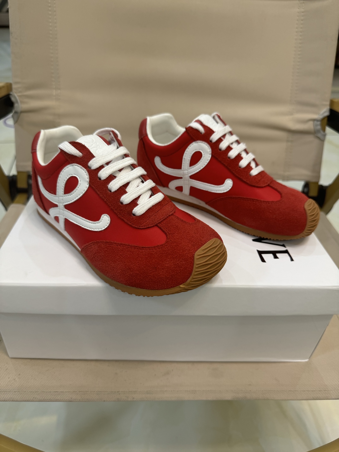 Loewe Male Sneakers 37-l