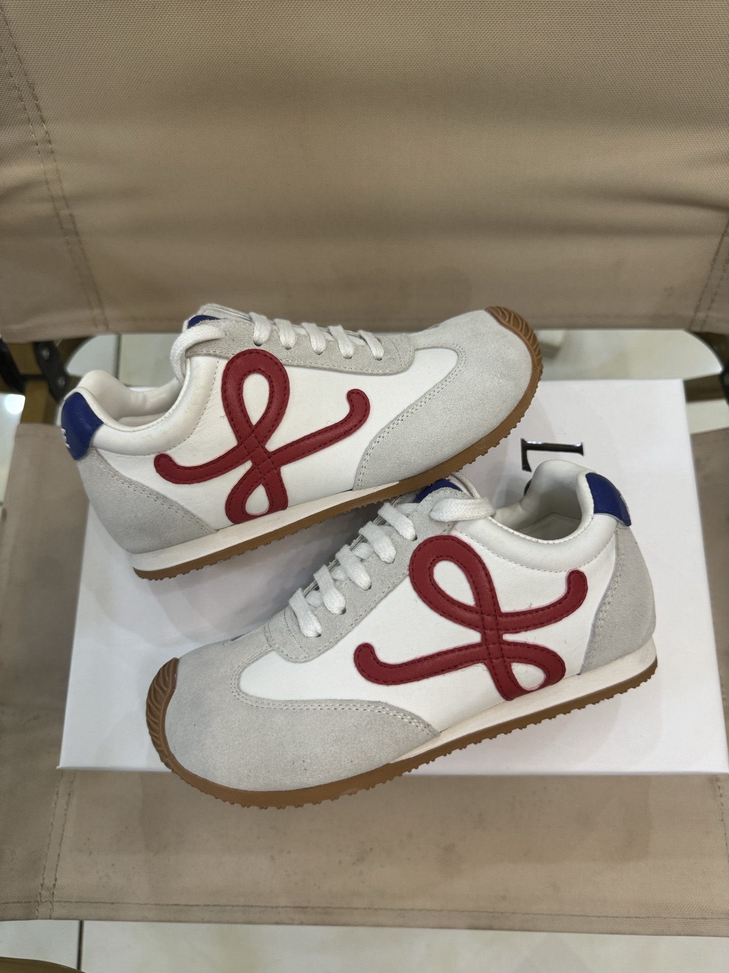 Loewe Male Sneakers 37-l