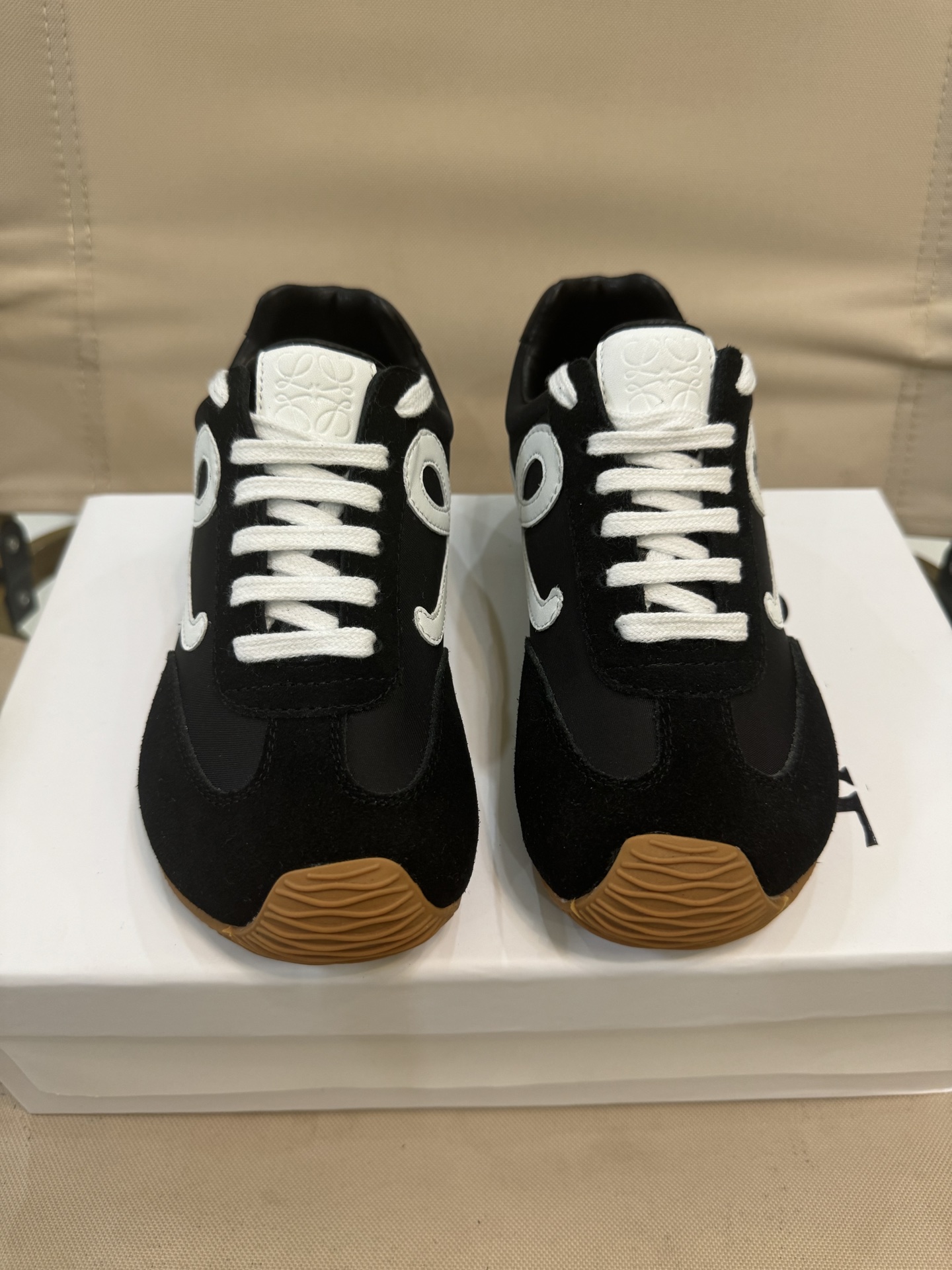 Loewe Male Sneakers 37-l