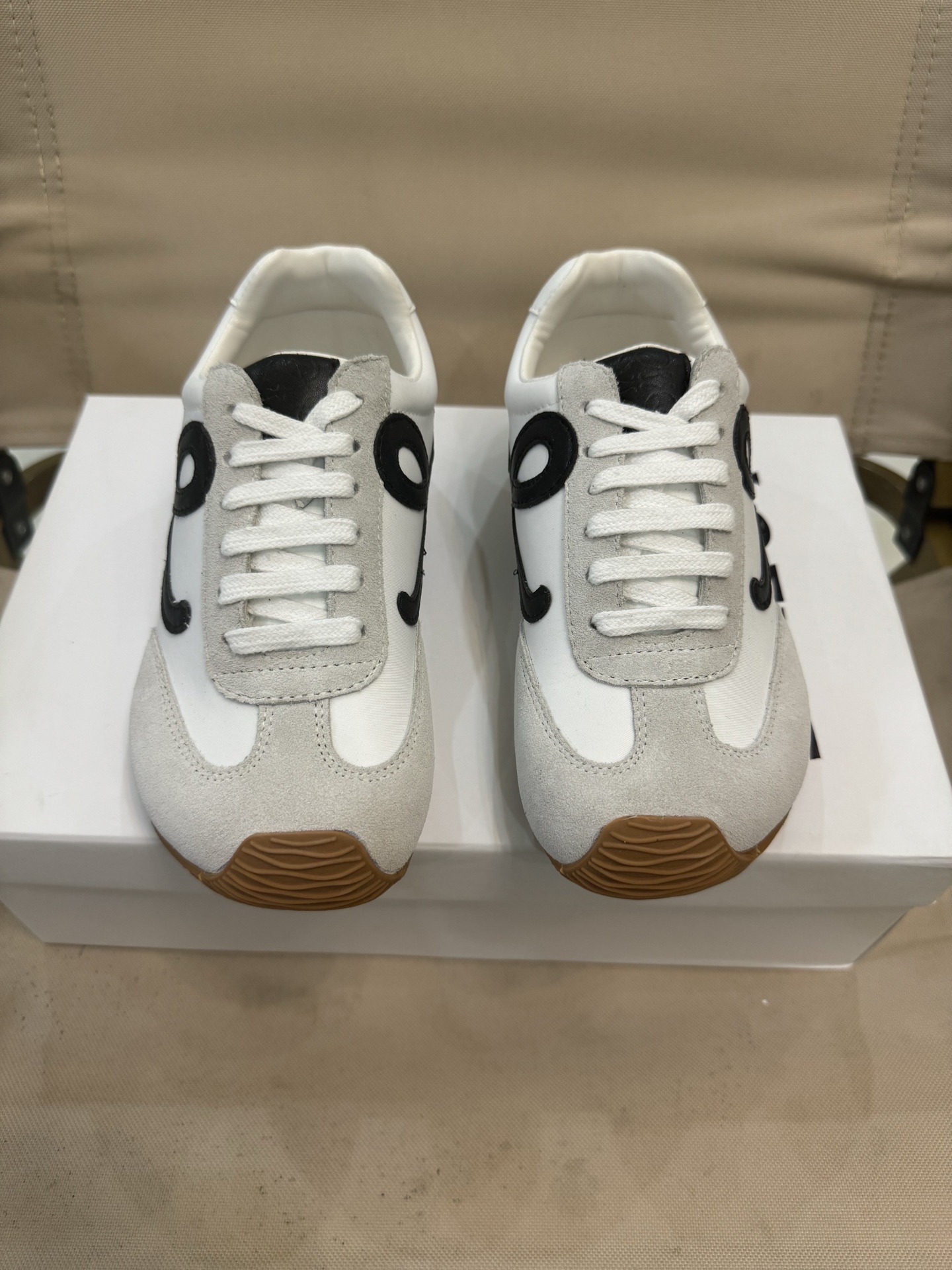 Loewe Male Sneakers 37-l