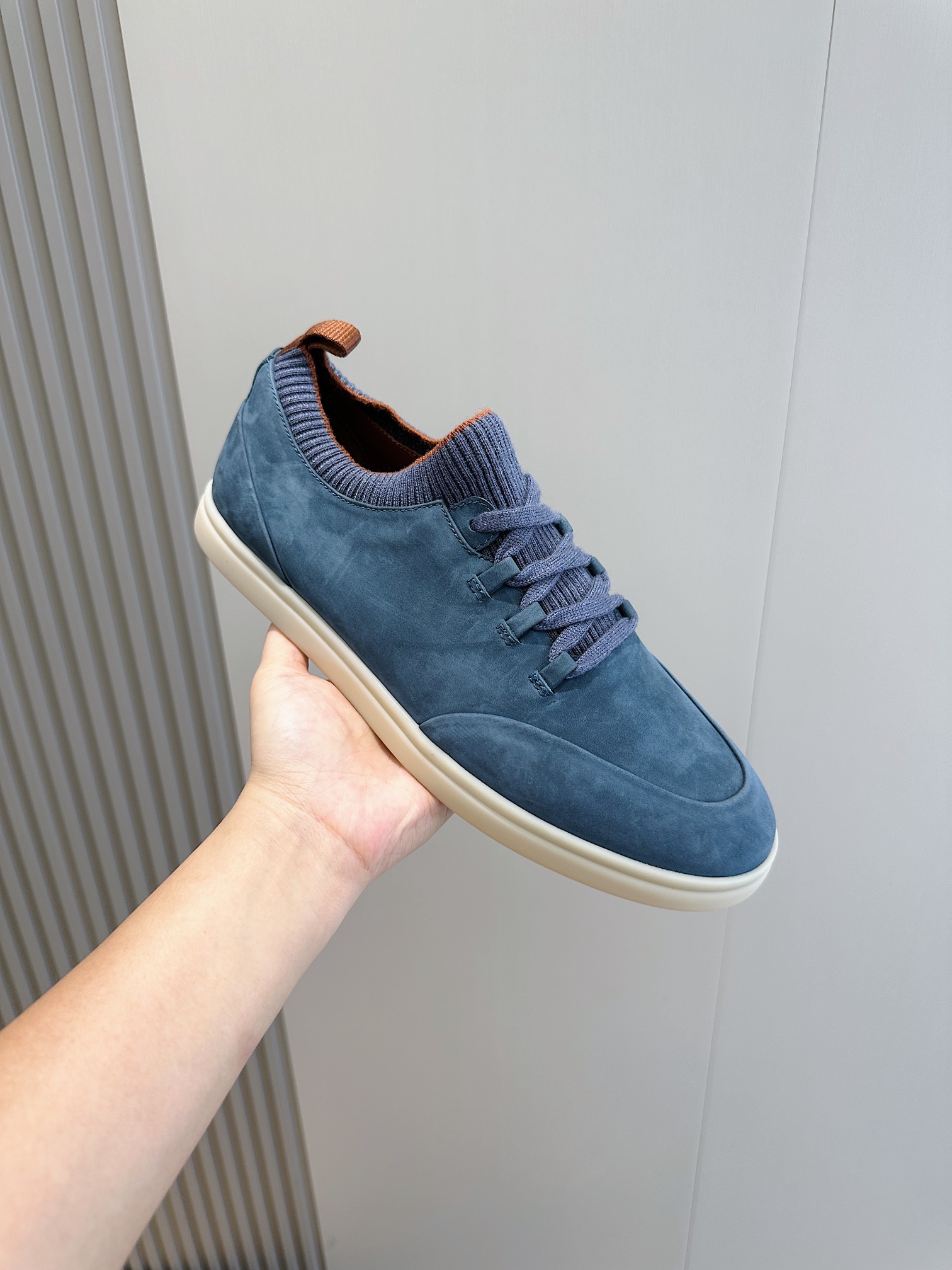 Loro Piana Male Sneakers L-s