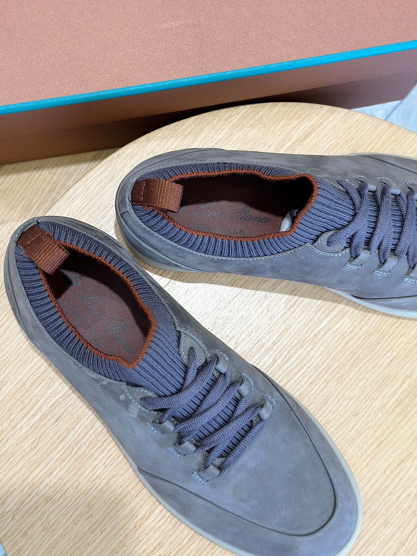 Loro Piana Male Sneakers L-s