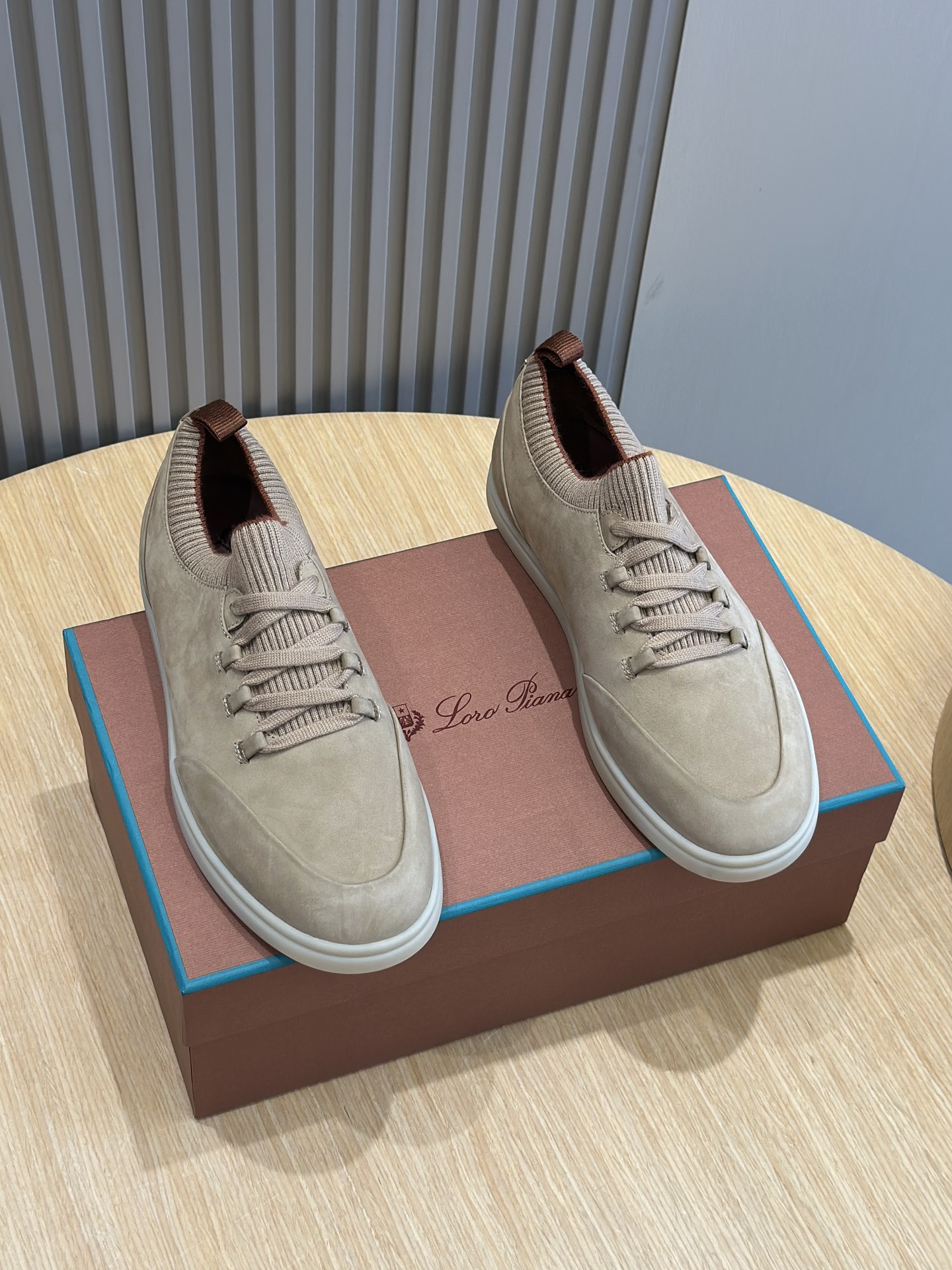 Loro Piana Male Sneakers L-s