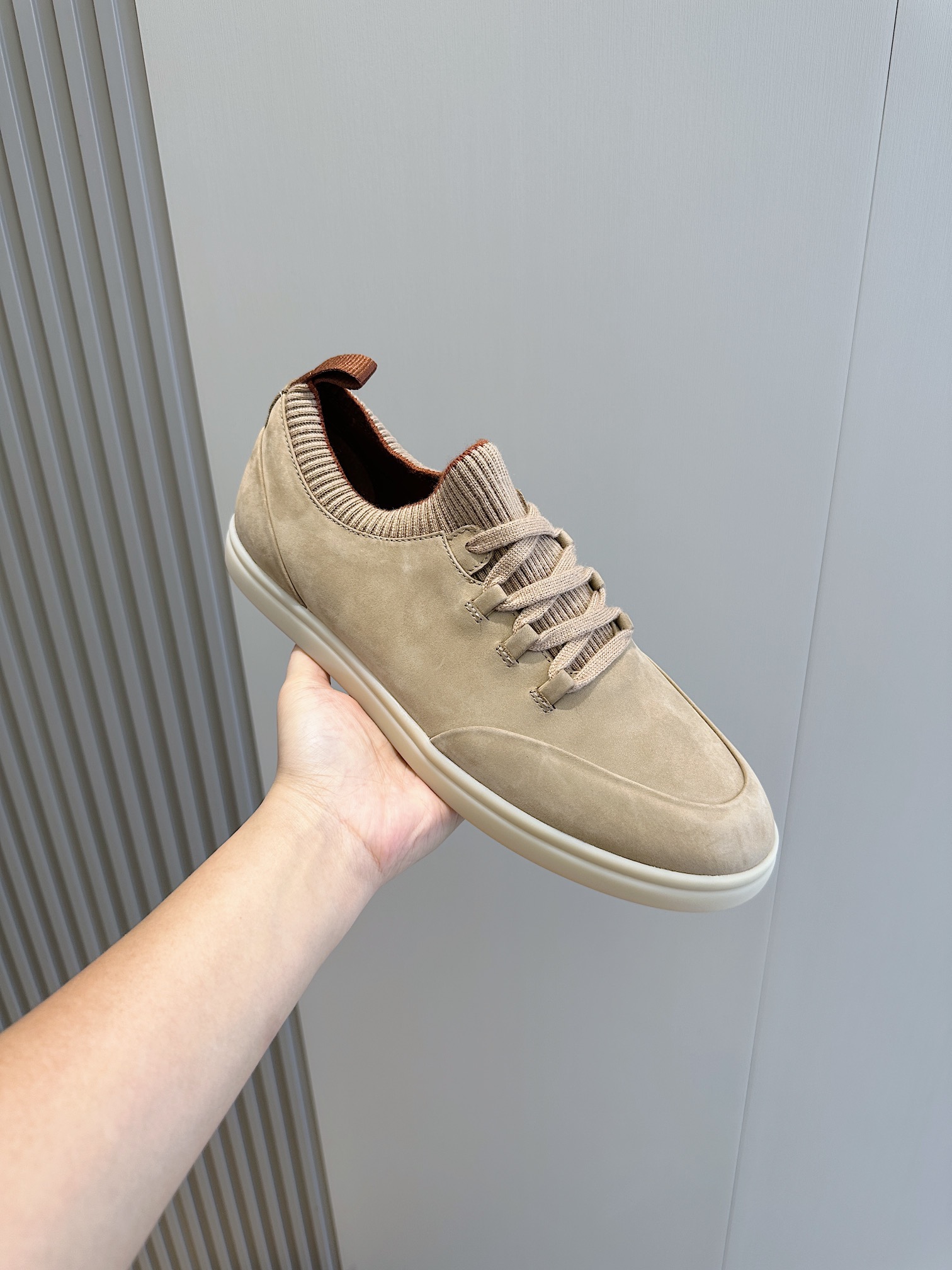 Loro Piana Male Sneakers L-s