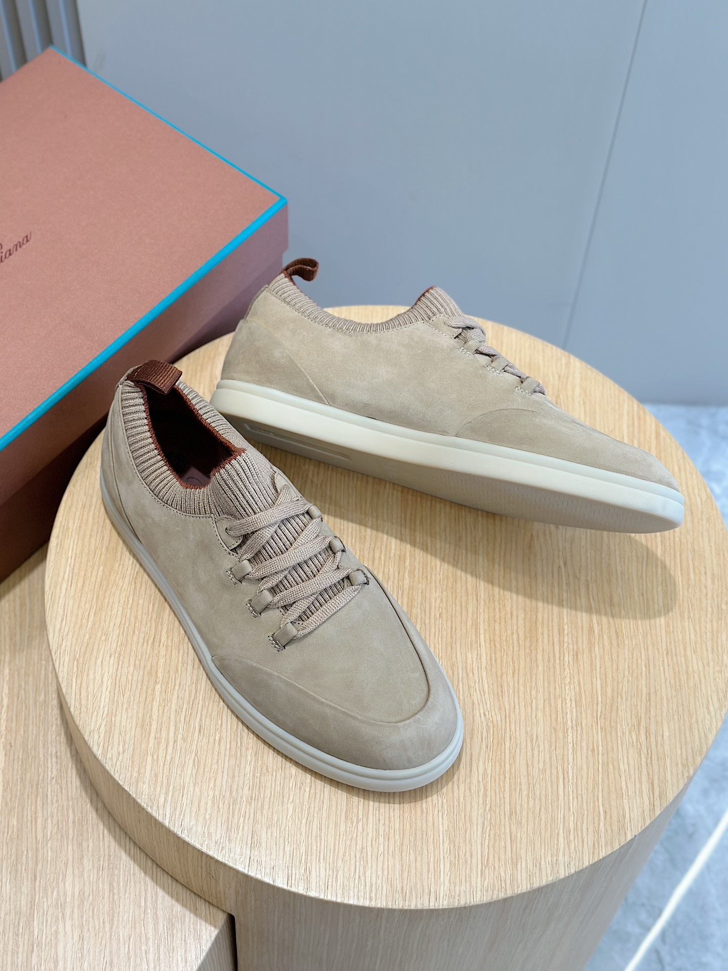 Loro Piana Male Sneakers L-s