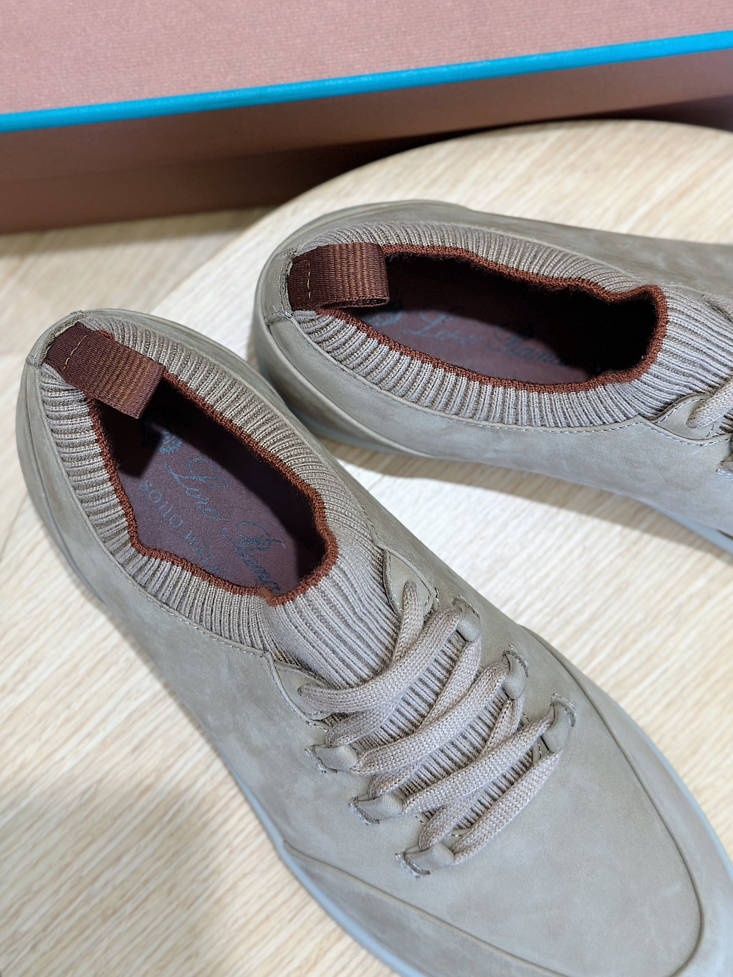 Loro Piana Male Sneakers L-s