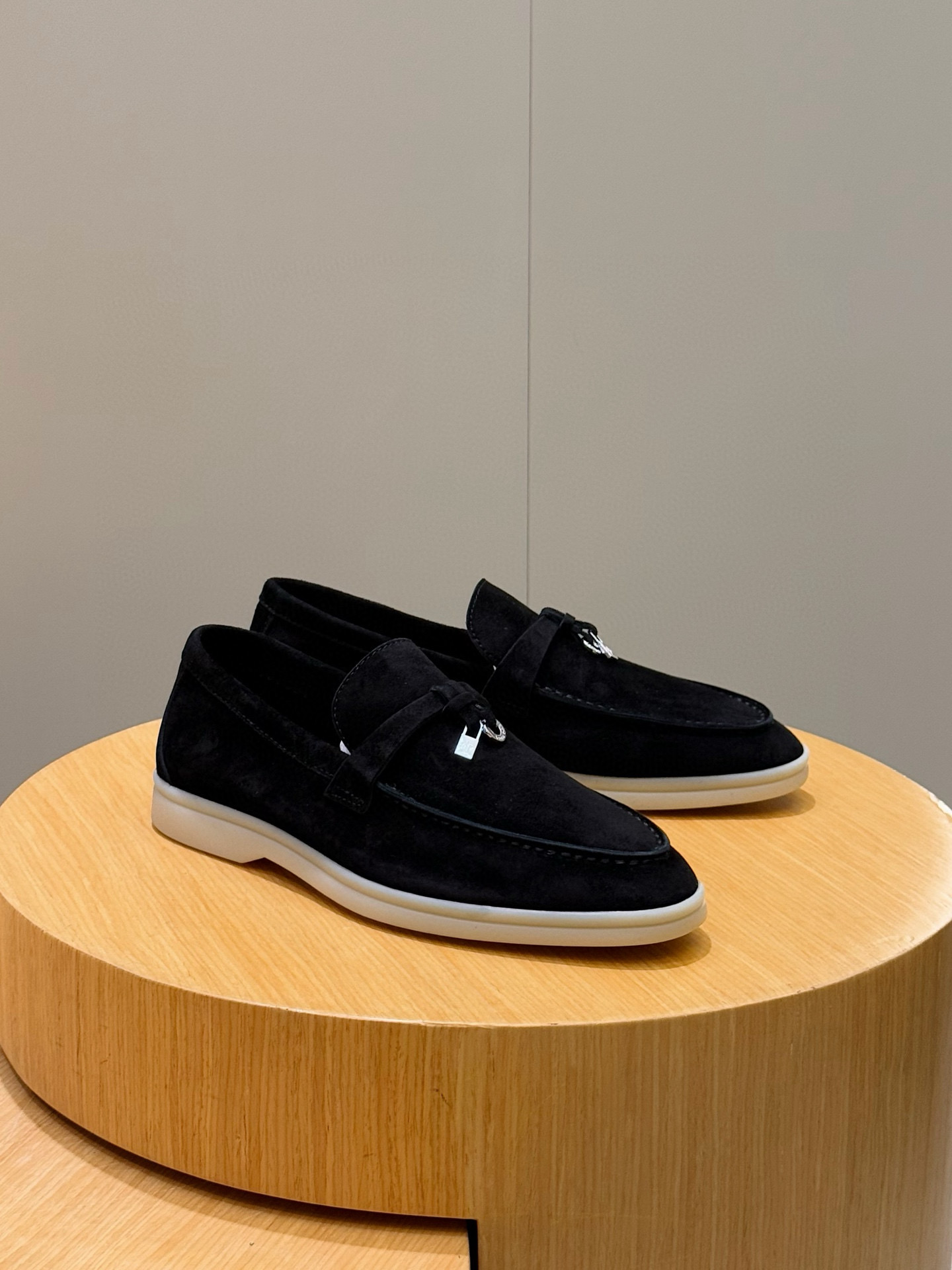 Loro Piana Male Basic Shoes L-s