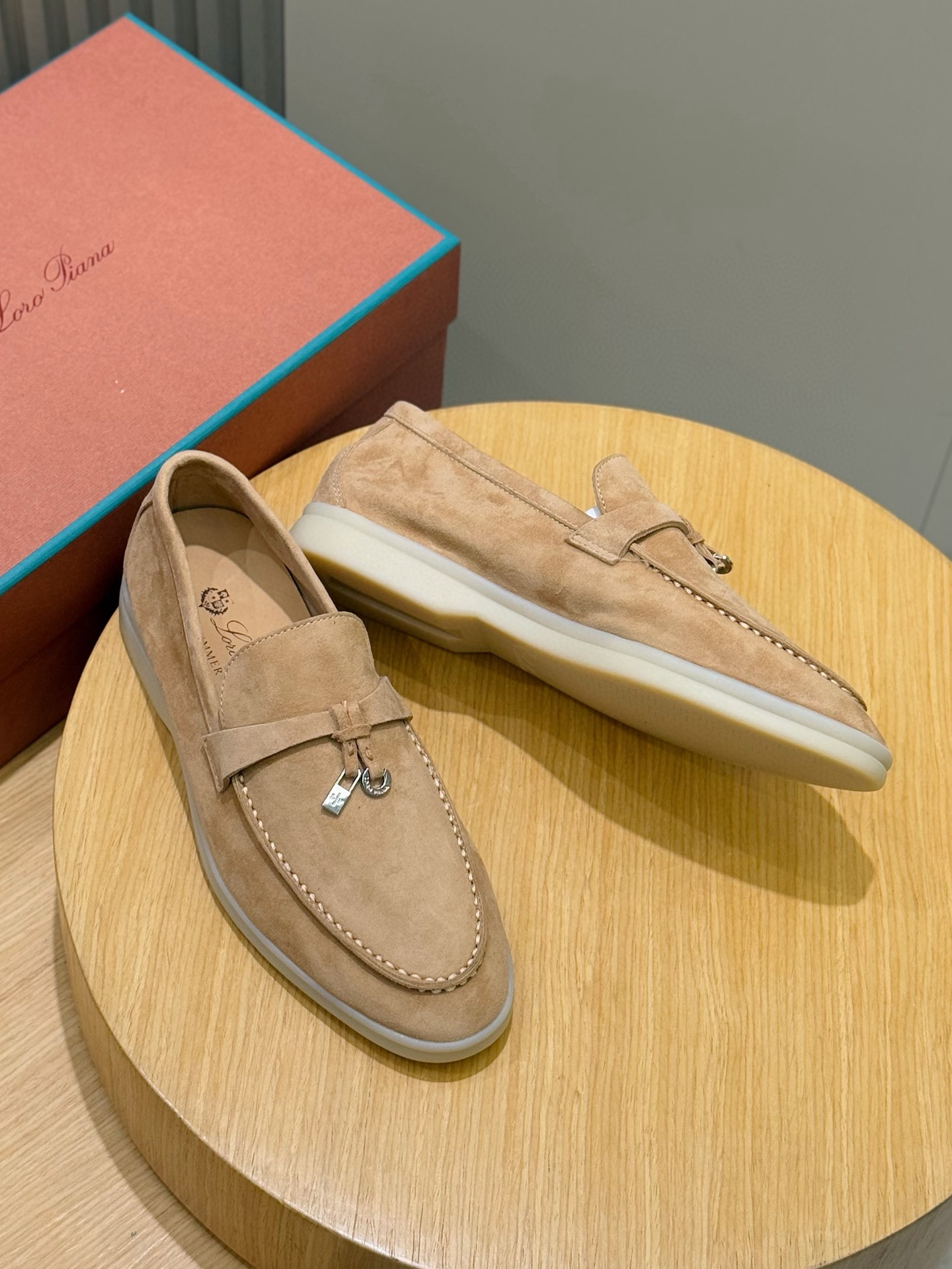 Loro Piana Male Basic Shoes L-s