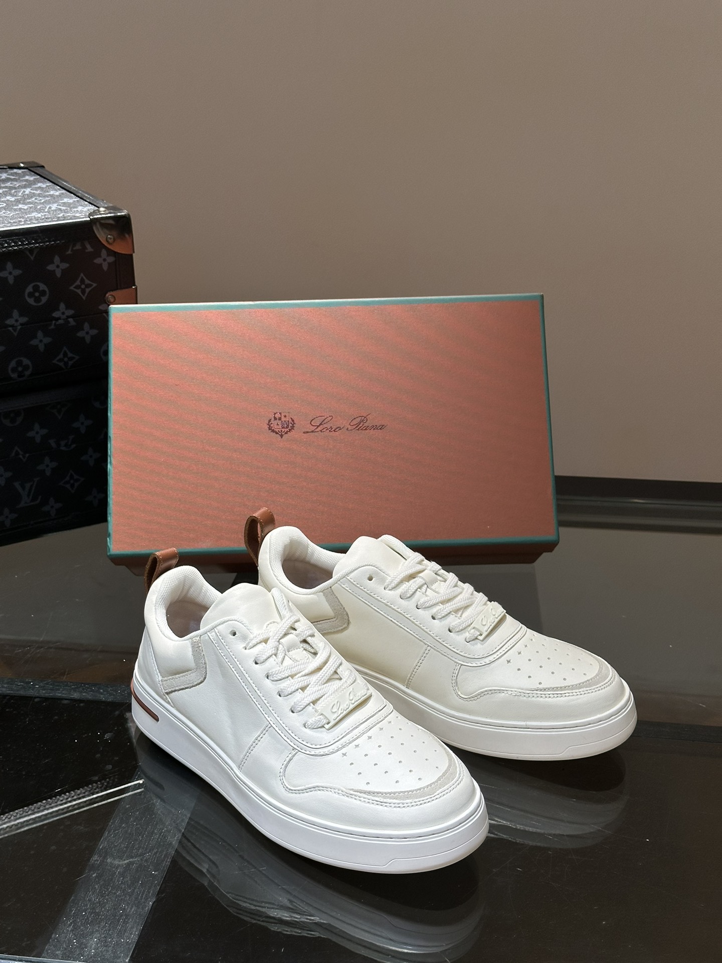 Loro Piana Male Sneakers L-s