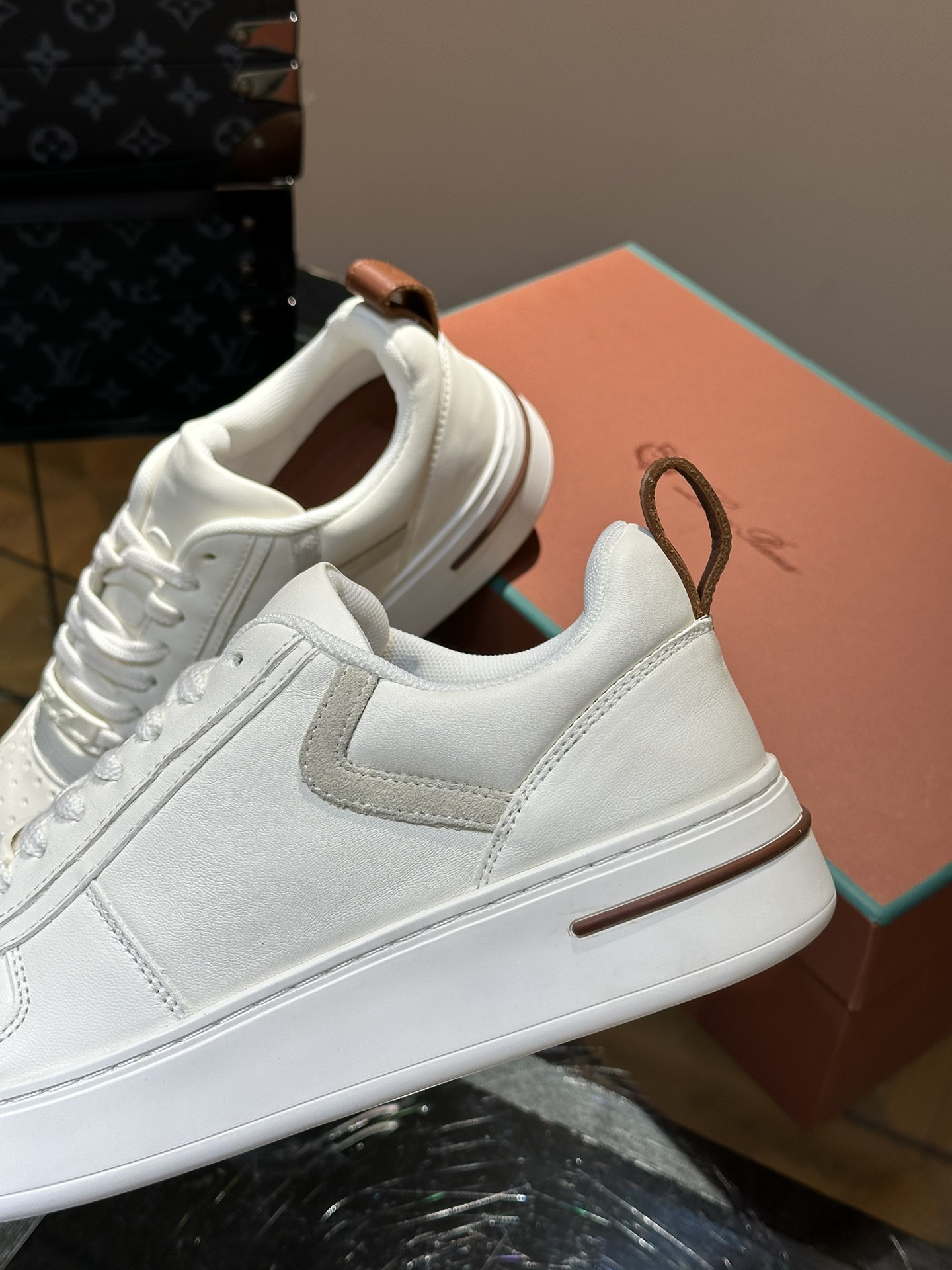 Loro Piana Male Sneakers L-s