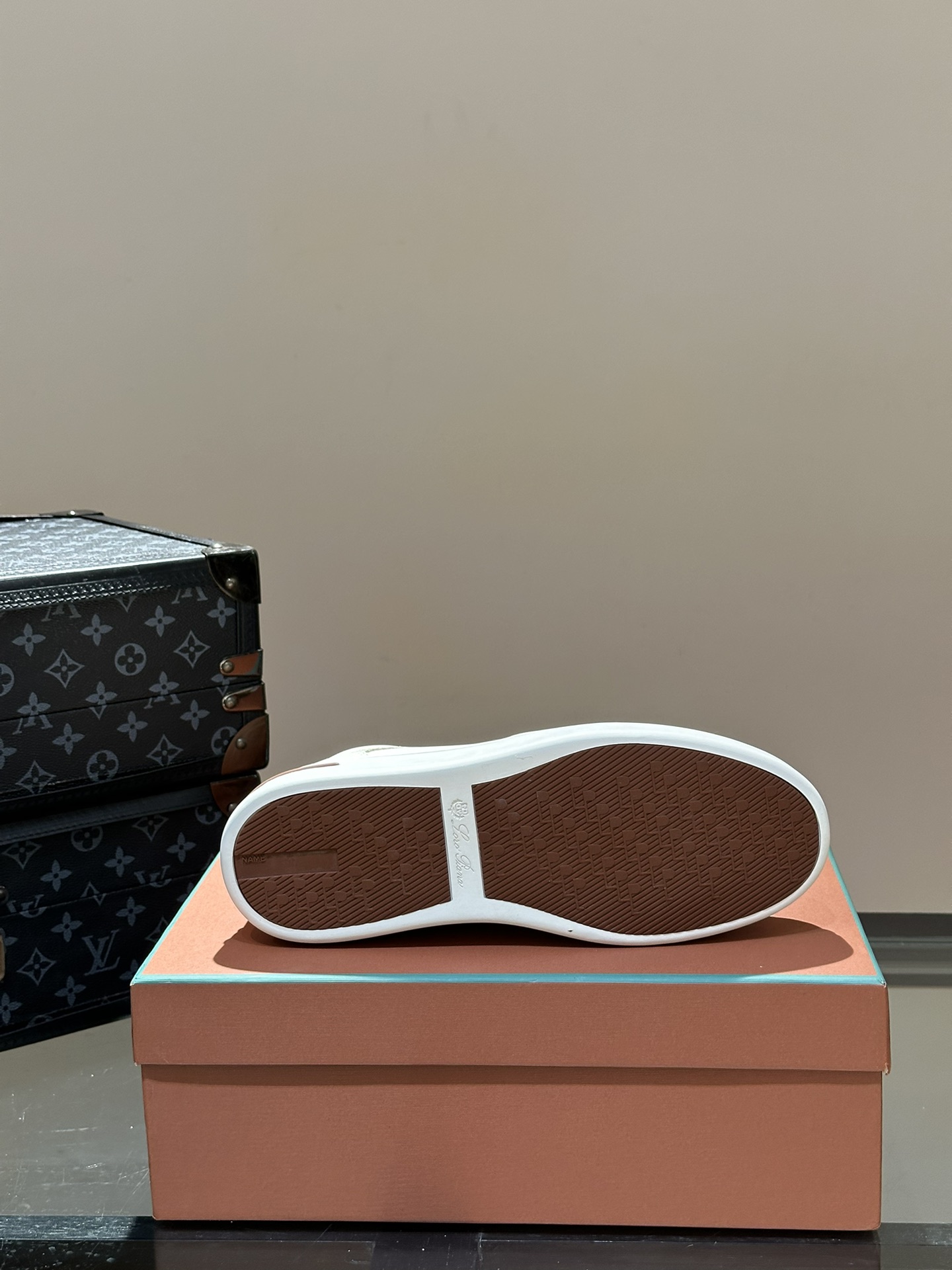 Loro Piana Male Sneakers L-s