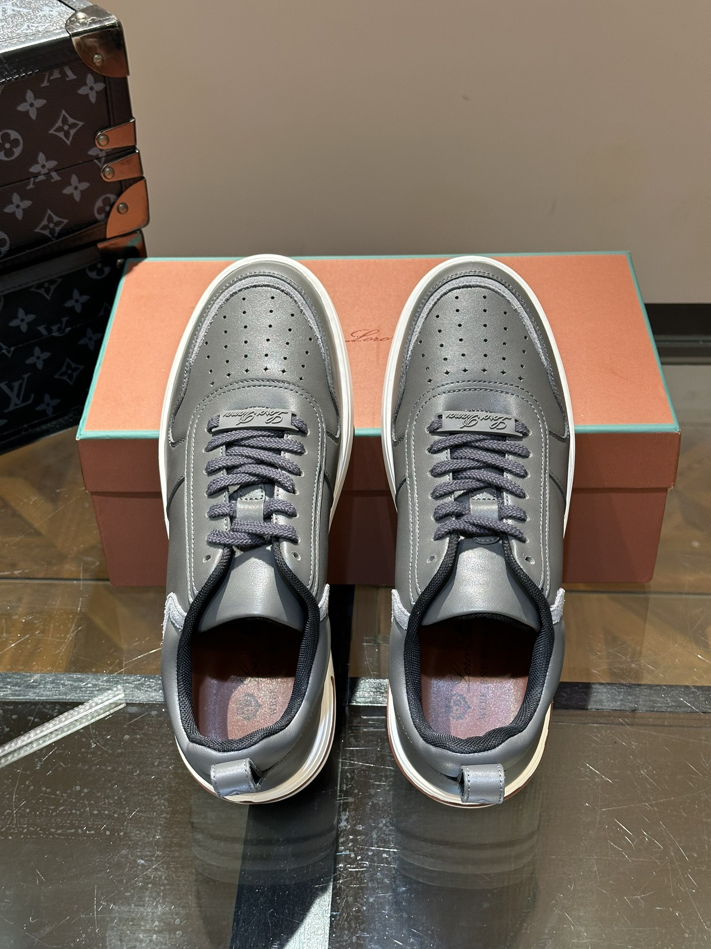 Loro Piana Male Sneakers L-s