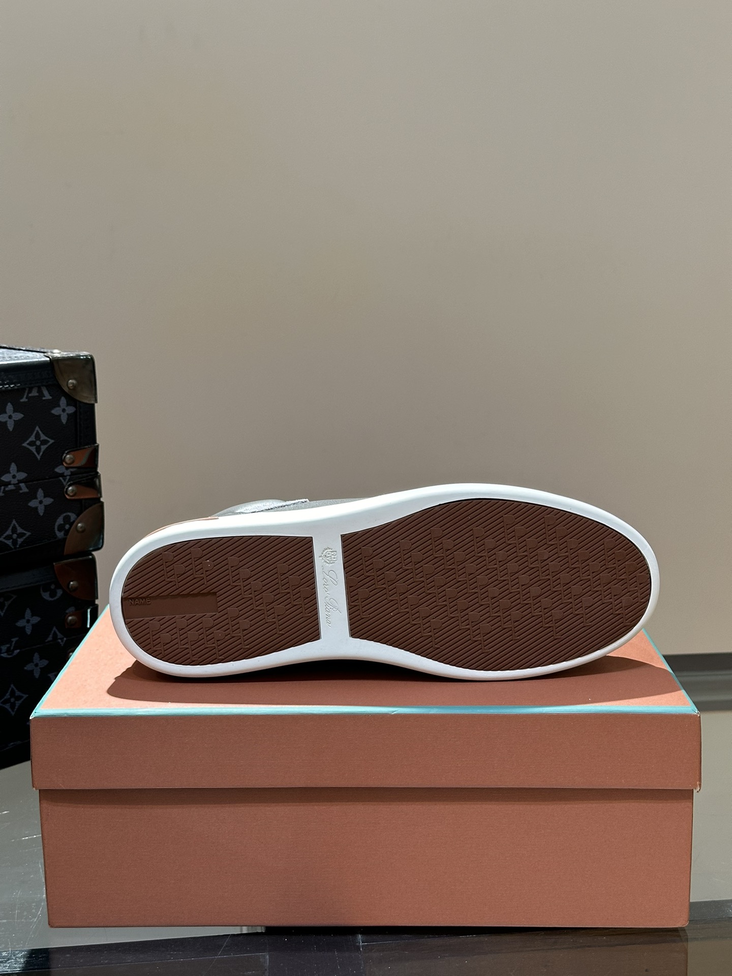 Loro Piana Male Sneakers L-s