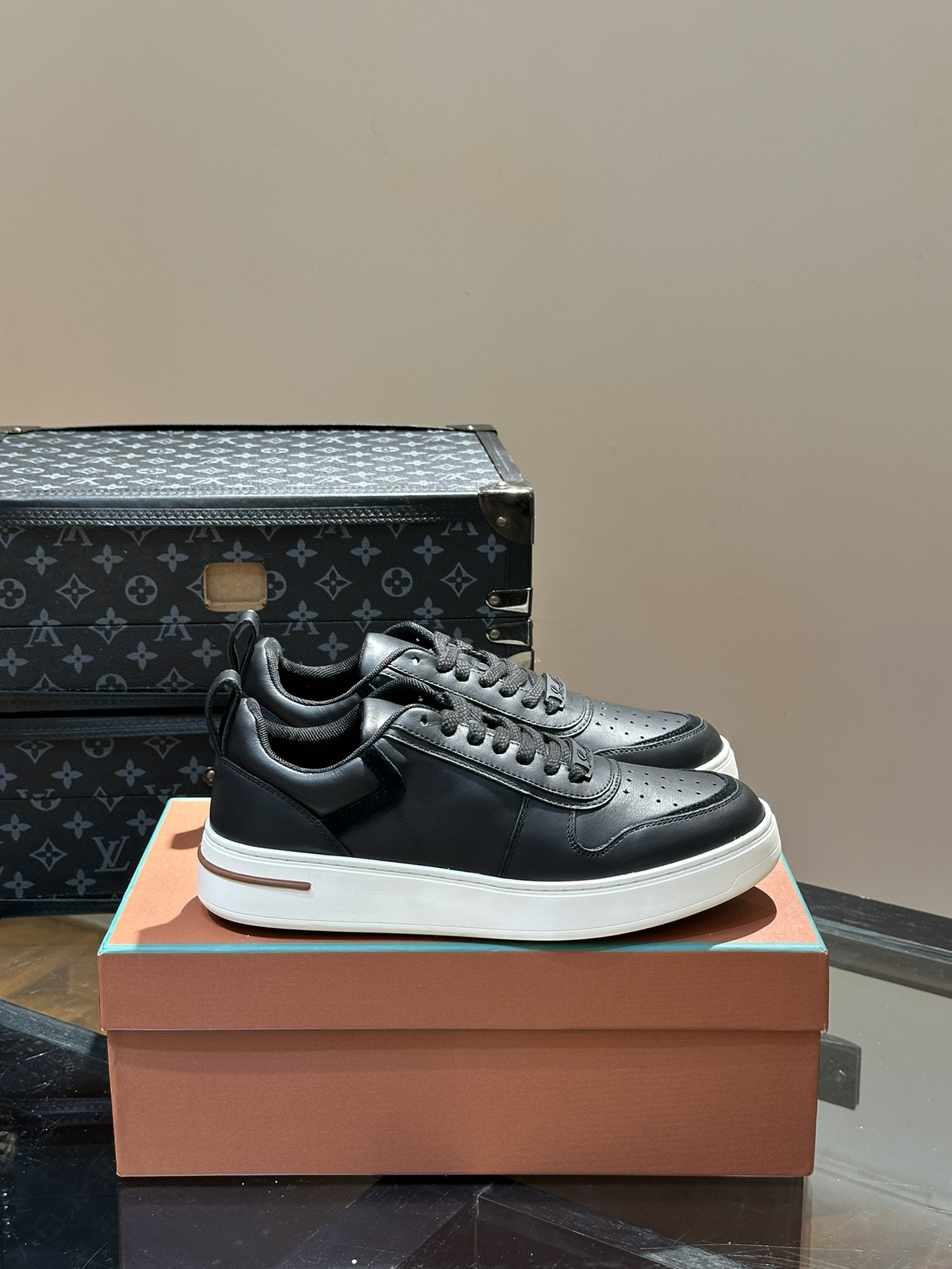 Loro Piana Male Sneakers L-s