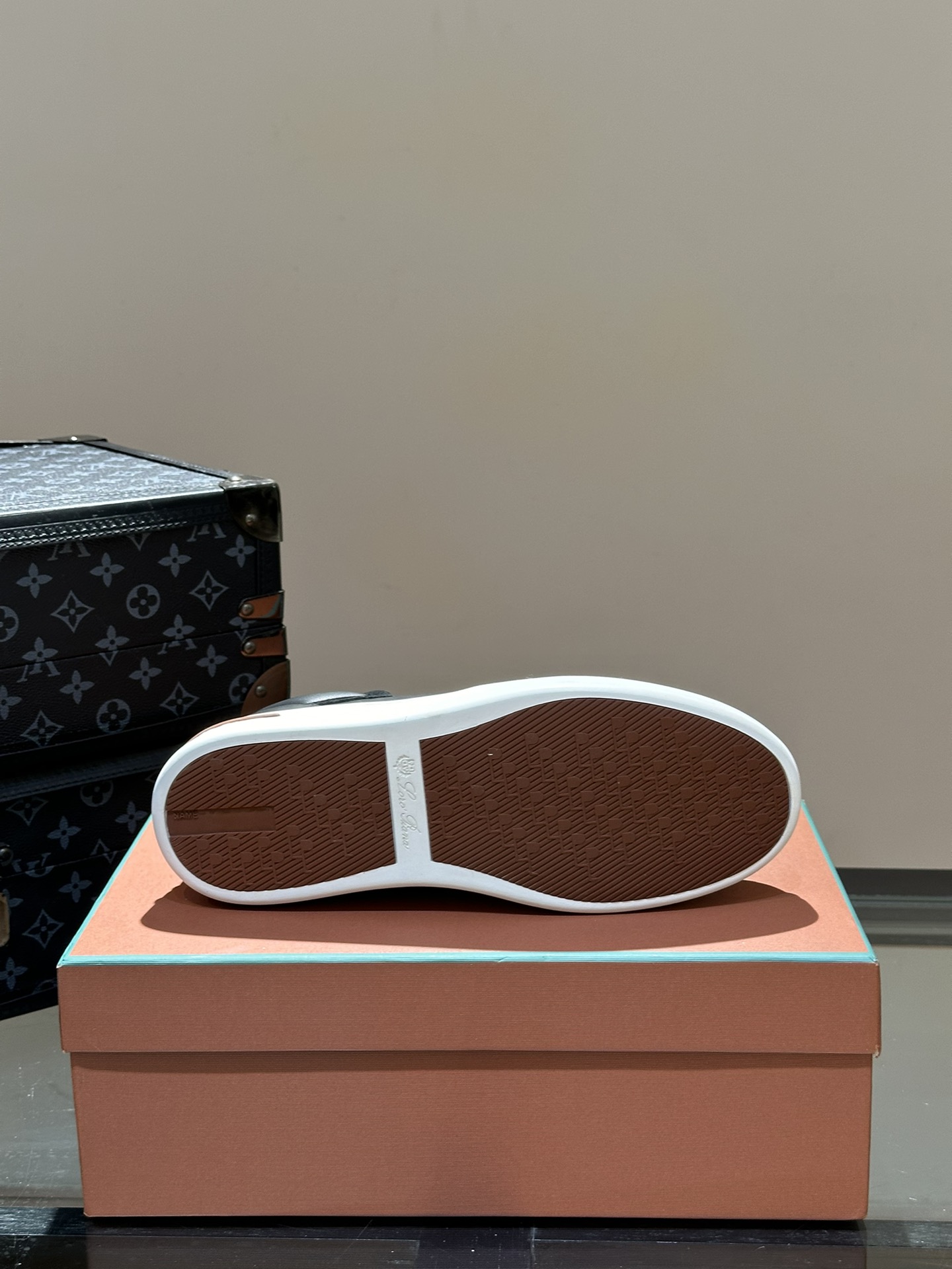 Loro Piana Male Sneakers L-s