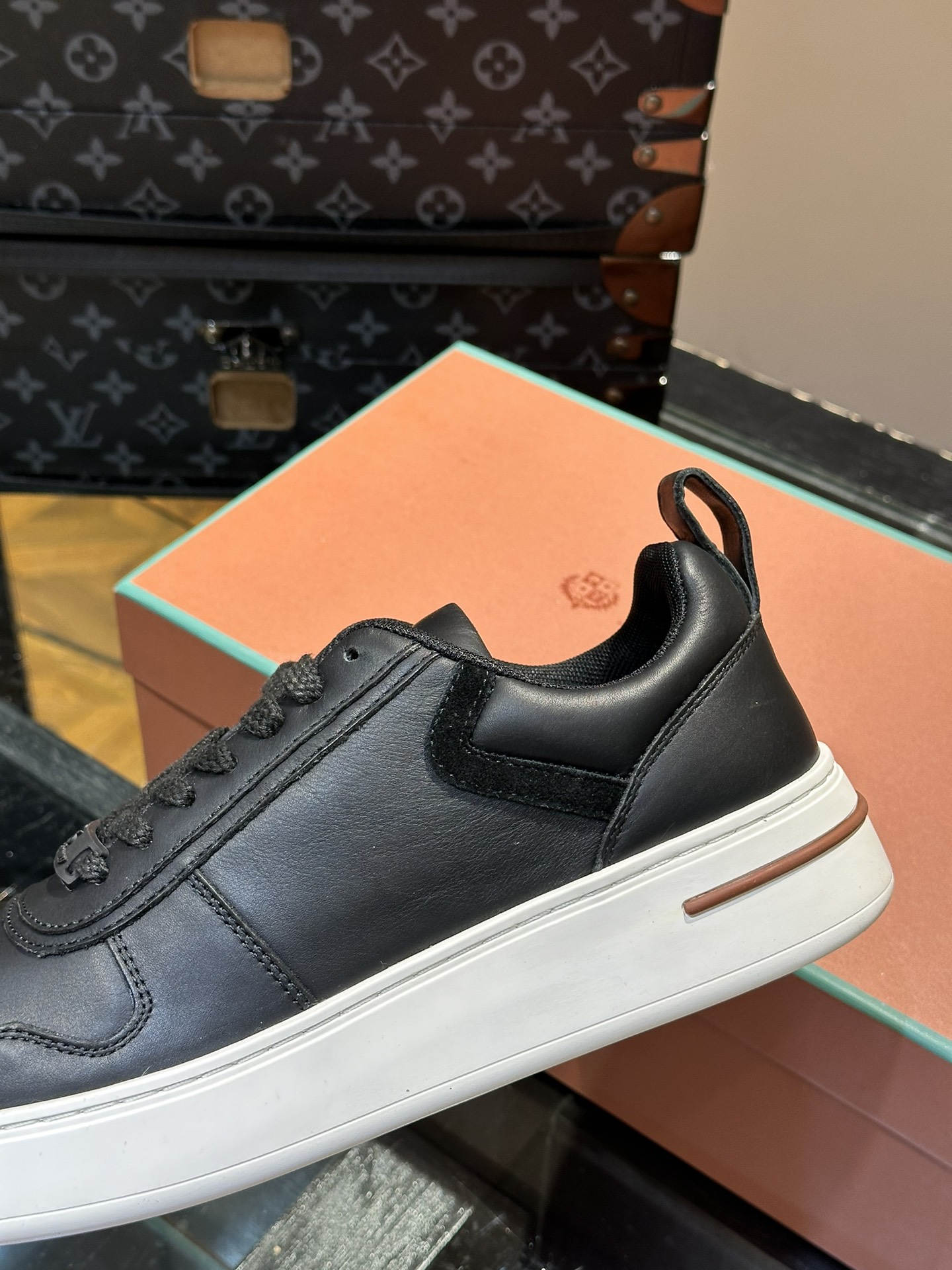 Loro Piana Male Sneakers L-s